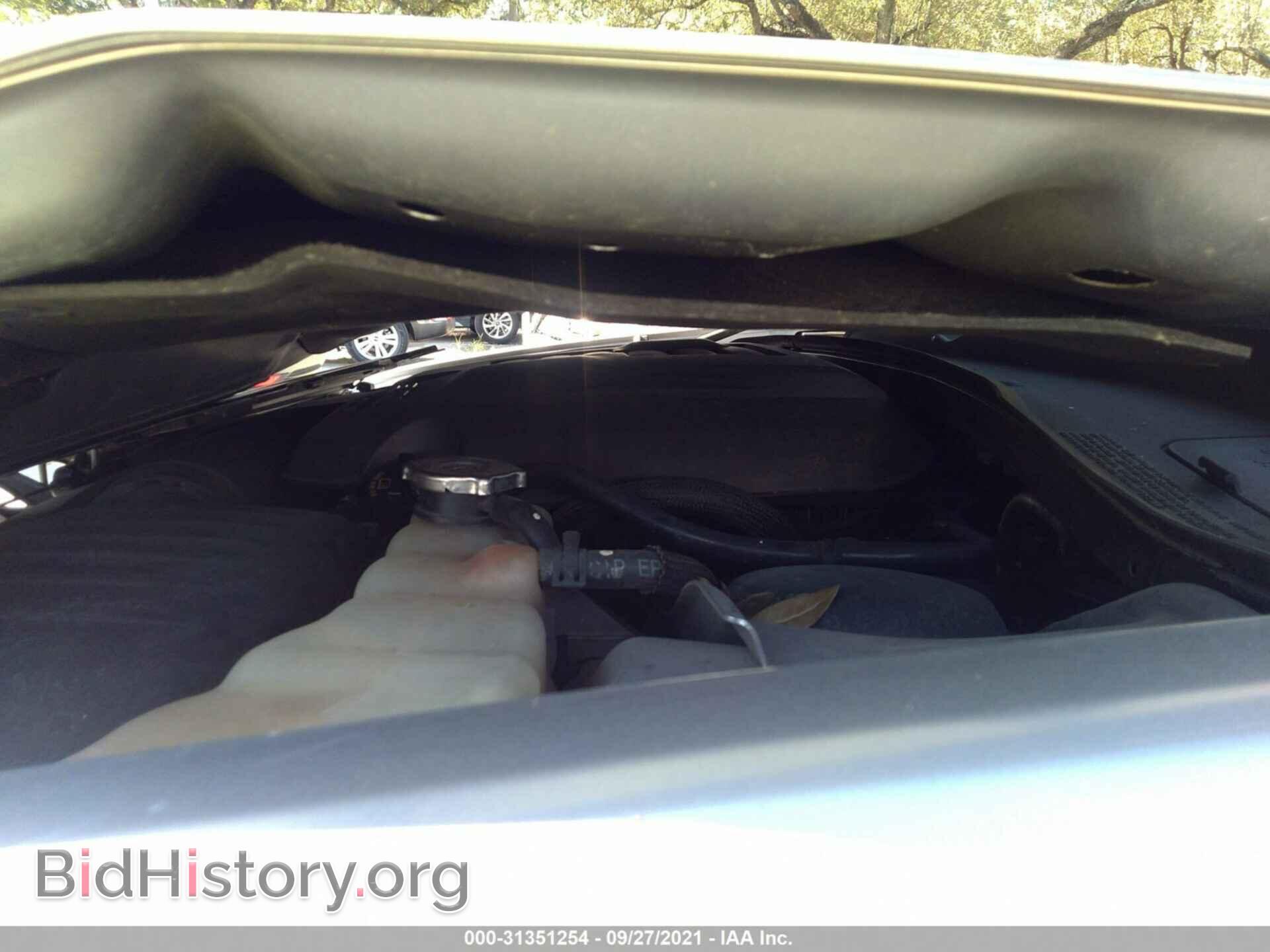 2015 CHRYSLER 300 - VIN: 2C3CCAAG4FH815557 - Фото 10