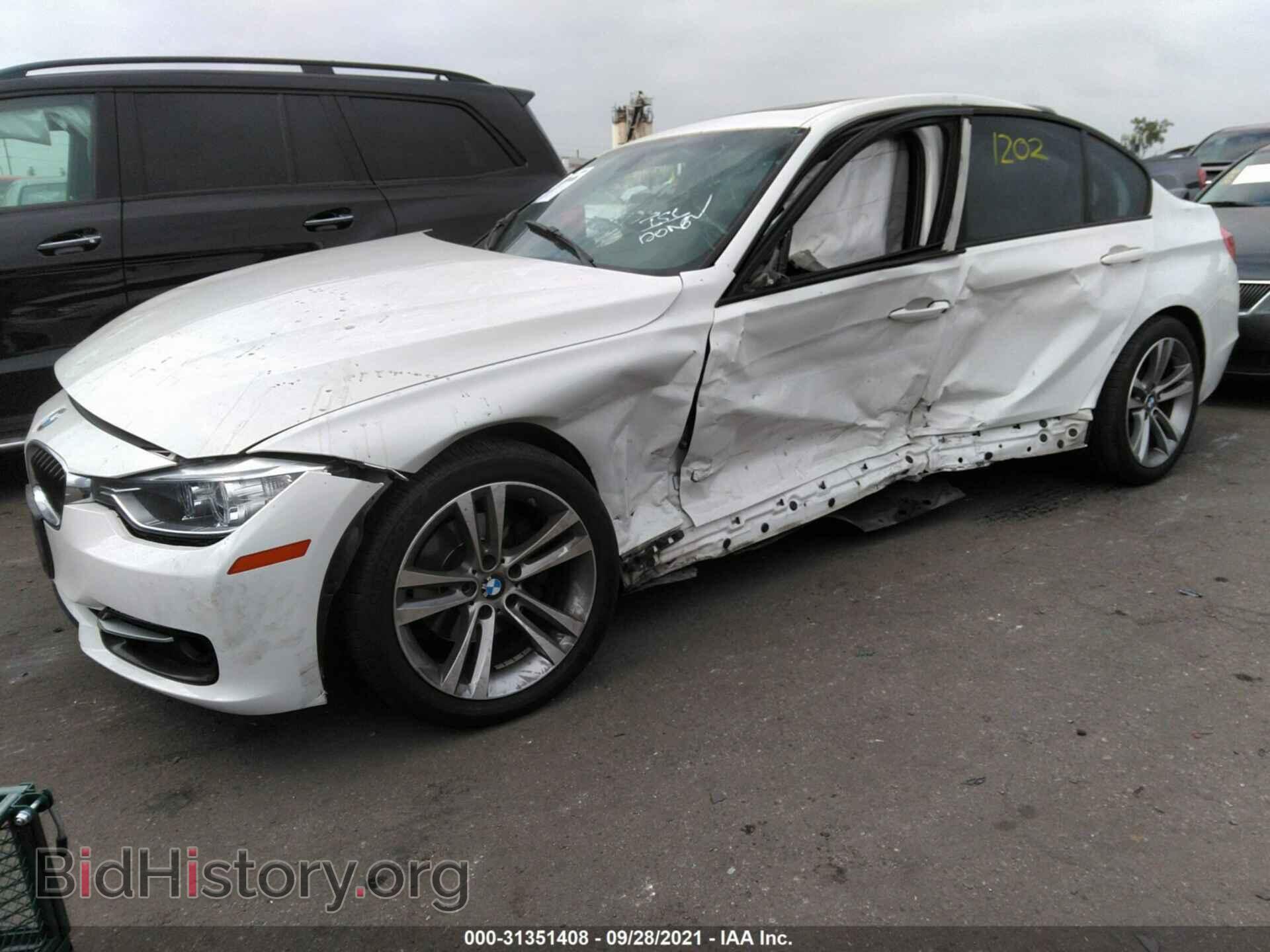 2012 BMW 3 SERIES - VIN: WBA3A5C56CF259413 - Фото 2