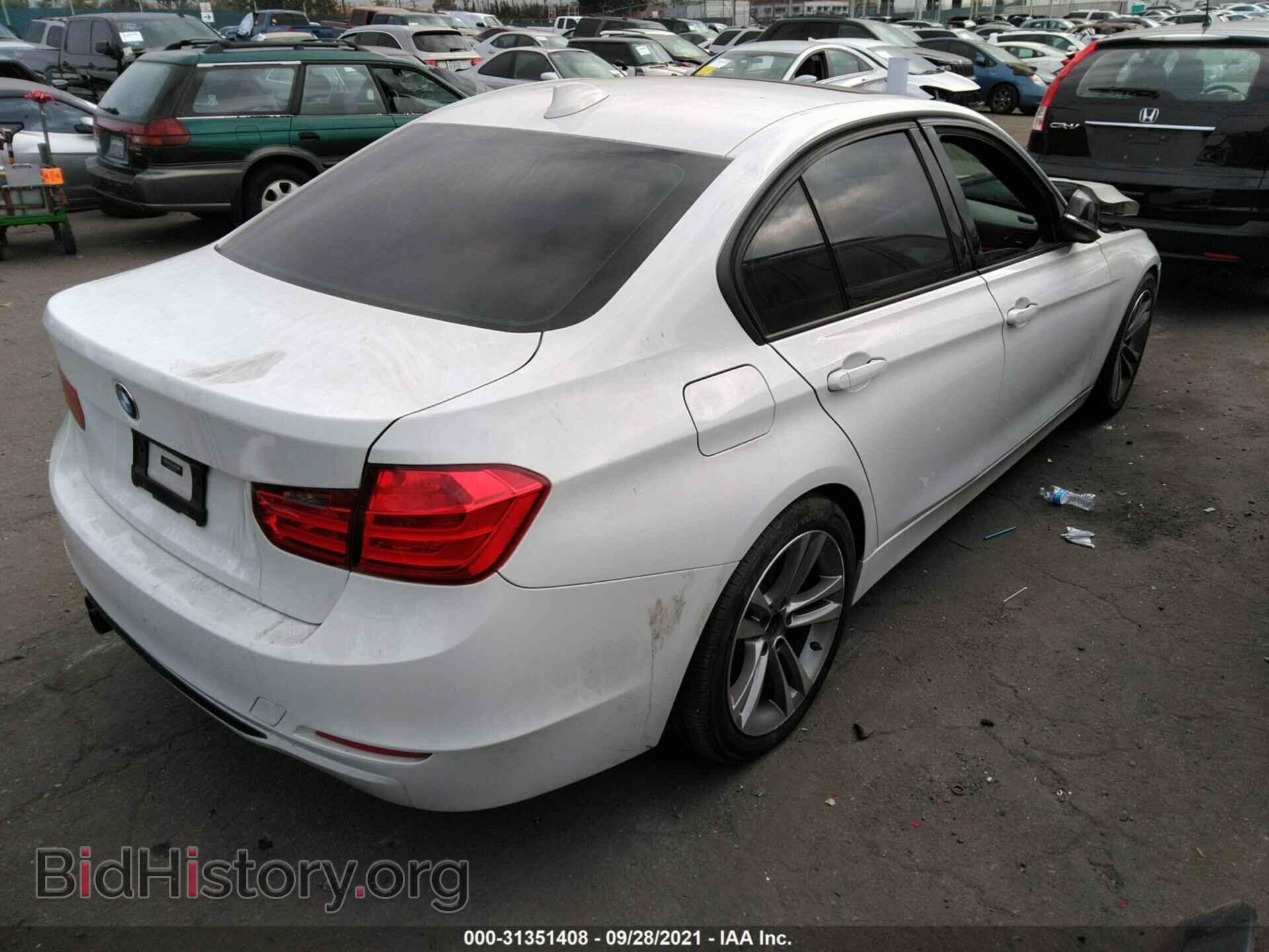 2012 BMW 3 SERIES - VIN: WBA3A5C56CF259413 - Фото 4