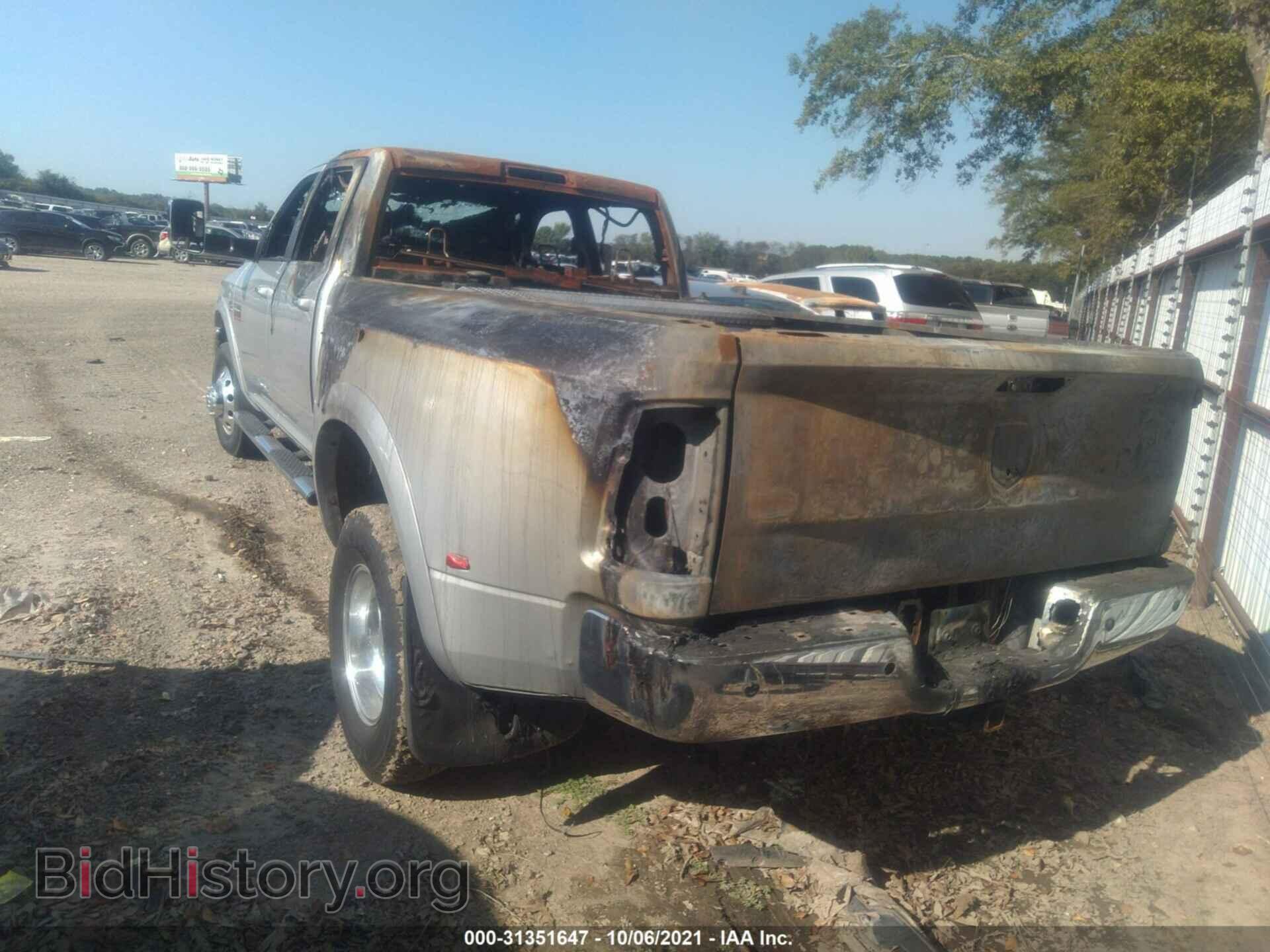 2011 RAM 3500 - VIN: 3D73Y4CLXBG635525 - Фото 3