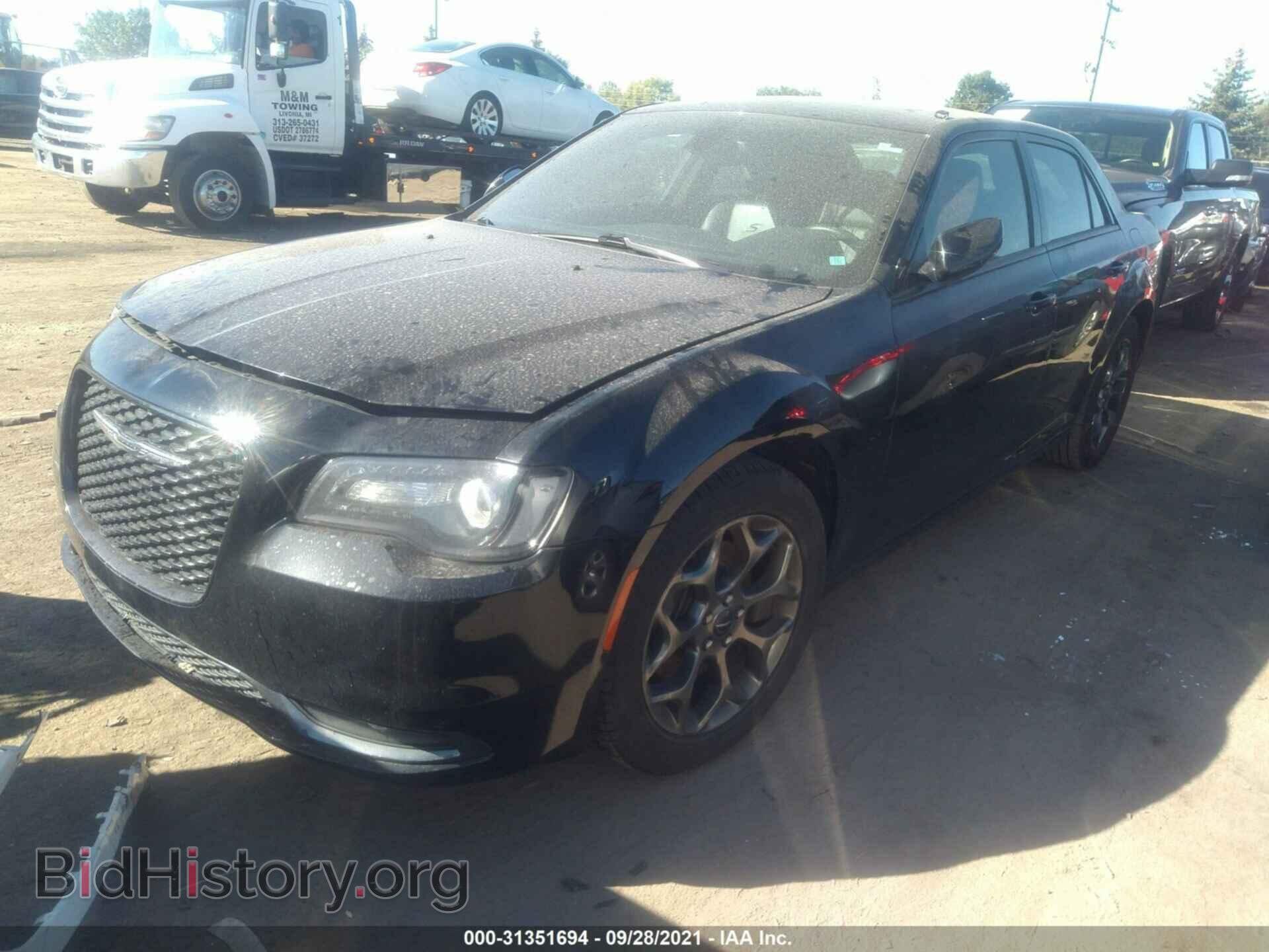 2015 CHRYSLER 300 - VIN: 2C3CCAGG9FH814265 - Фото 2