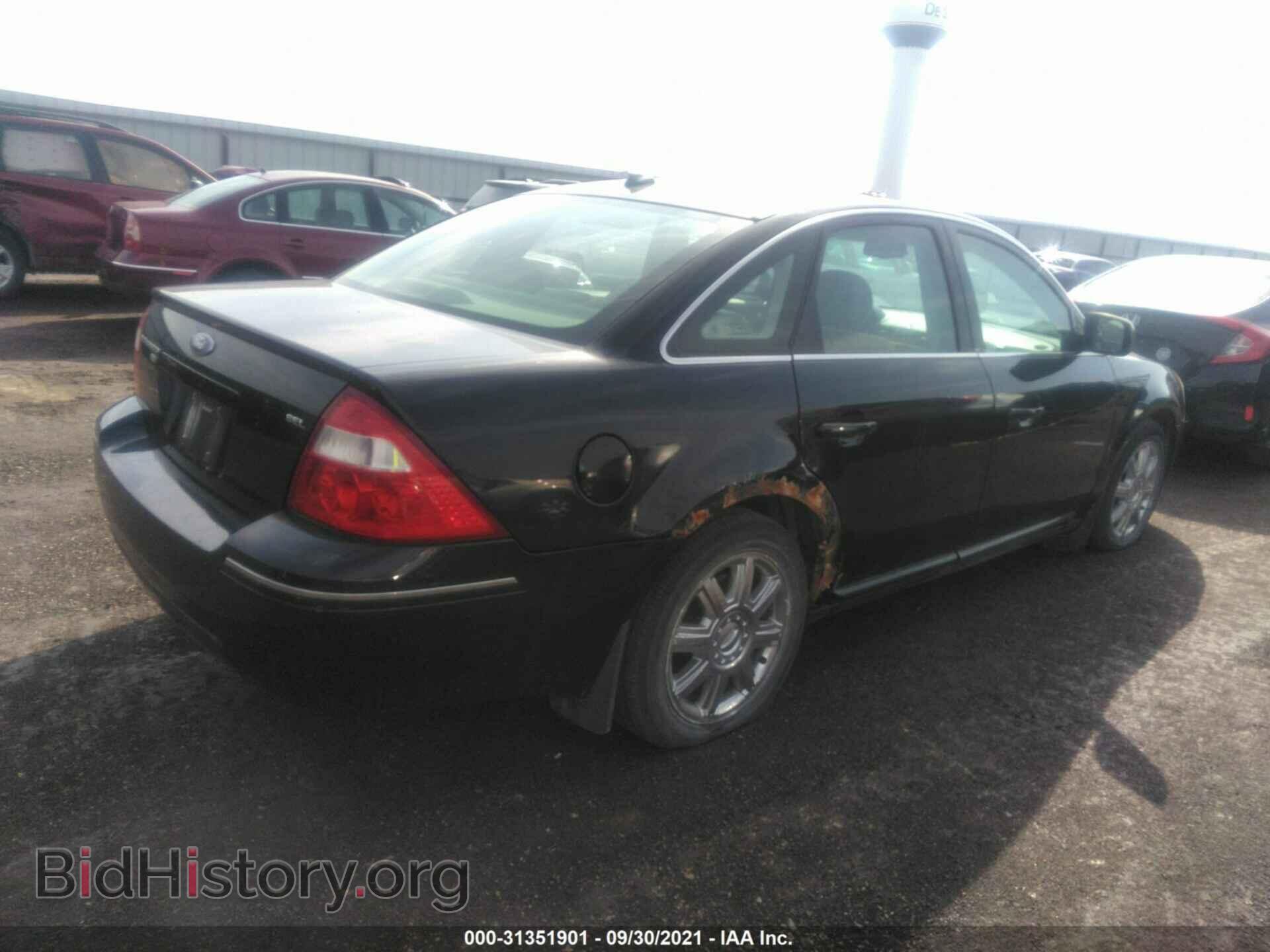 2007 FORD FIVE HUNDRED - VIN: 1FAFP27177G118070 - Фото 4