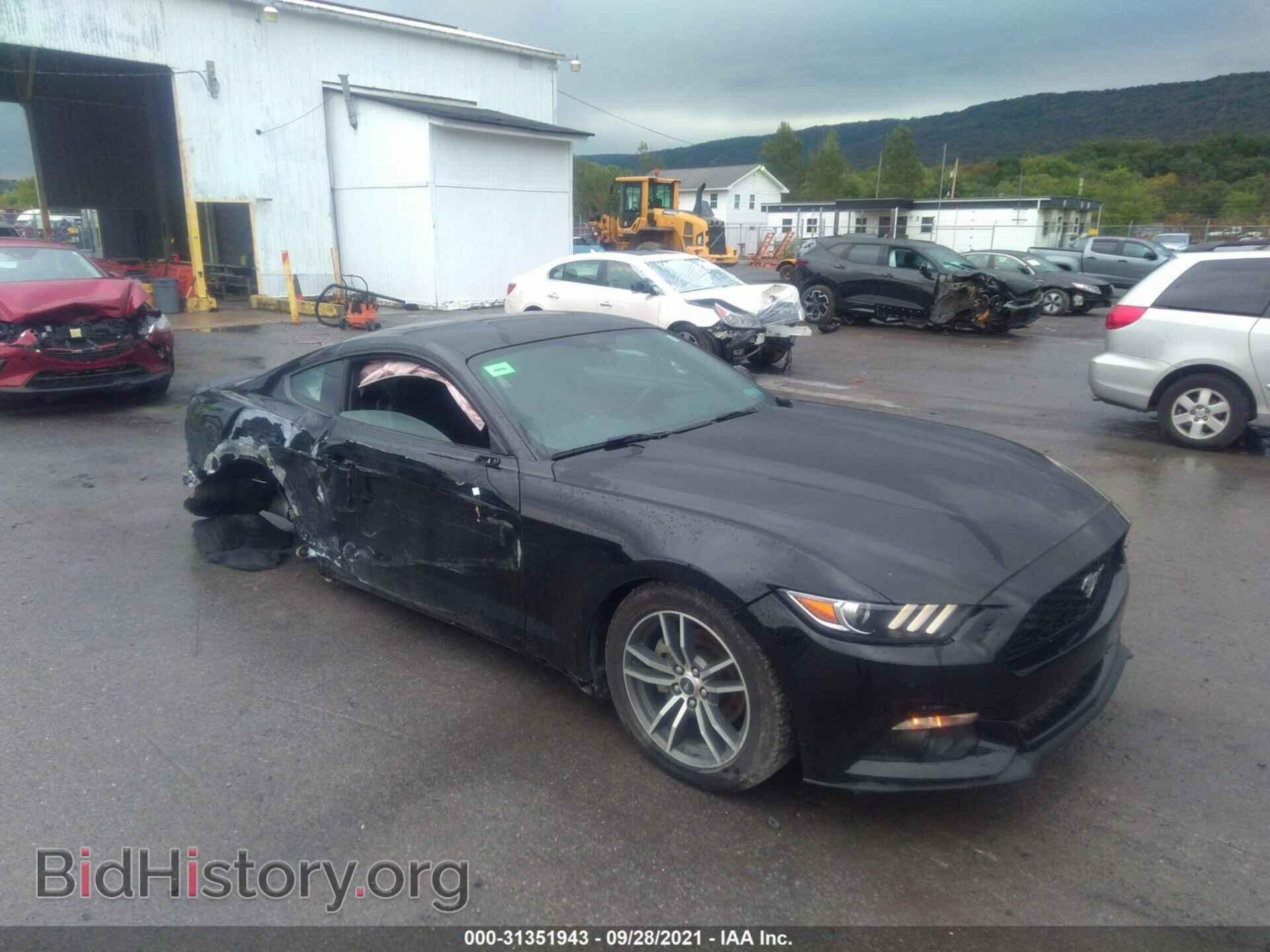 Photo 1FA6P8TH8H5357971 - FORD MUSTANG 2017