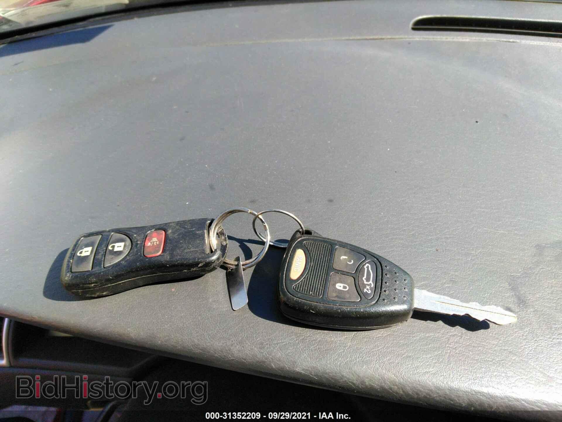 2007 CHRYSLER PACIFICA - VIN: 2A8GM68X97R215263 - Фото 11