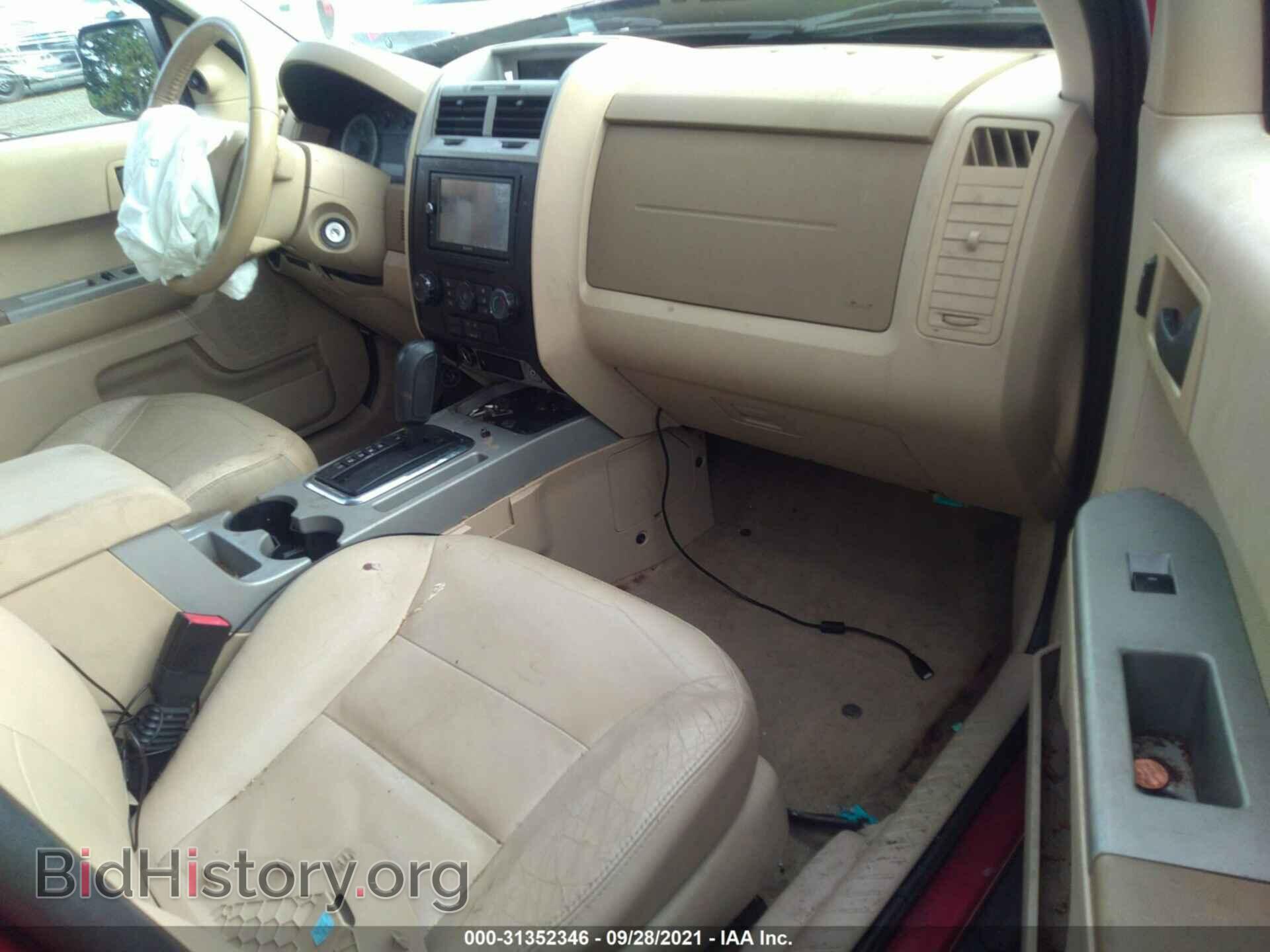 2008 FORD ESCAPE - VIN: 1FMCU93168KB80106 - Фото 5