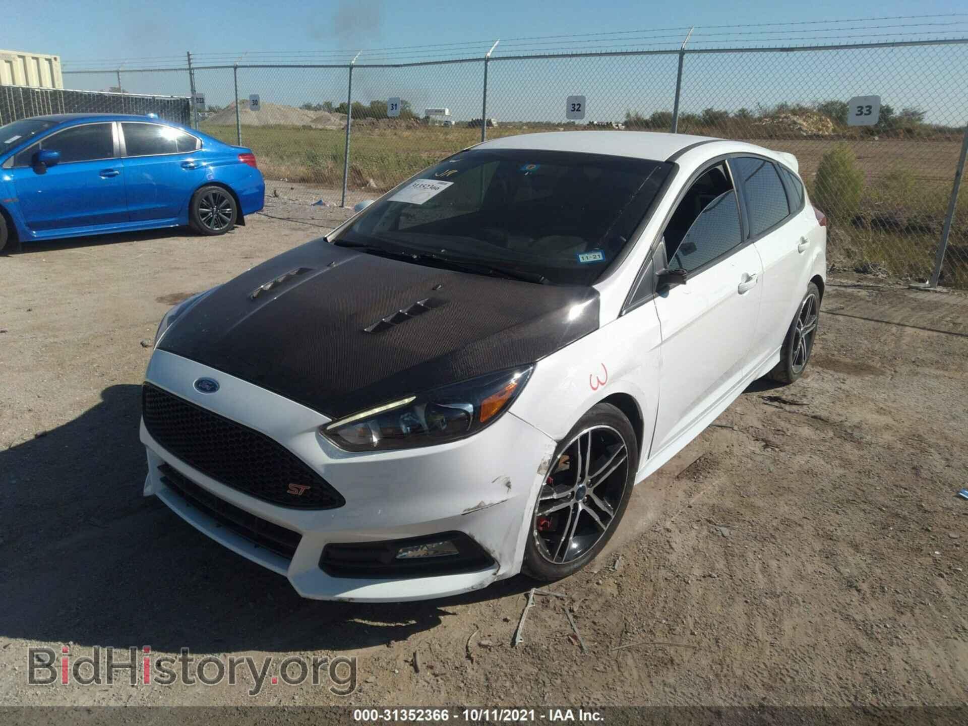 2018 FORD FOCUS - VIN: 1FADP3L91JL330714 - Фото 2