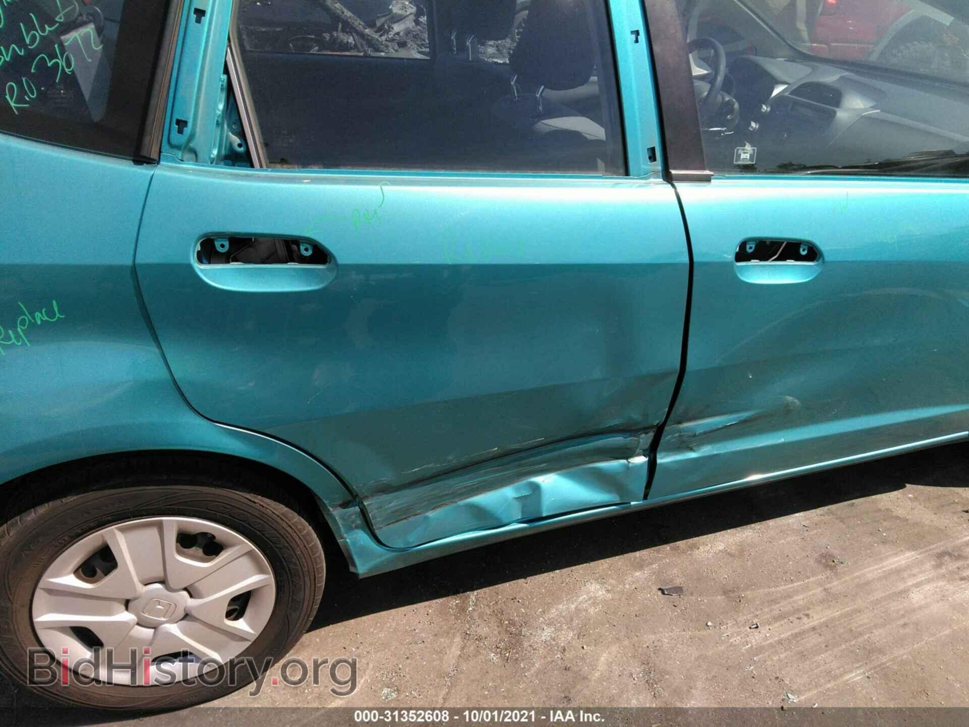 2013 HONDA FIT - VIN: JHMGE8H39DC001695 - Фото 6