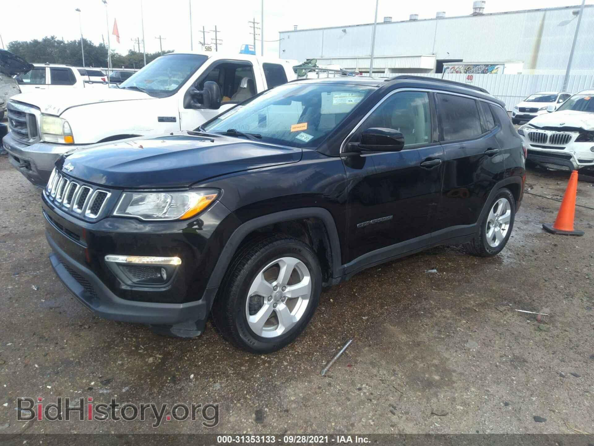 2017 JEEP COMPASS - VIN: 3C4NJCBB2HT632502 - Фото 2