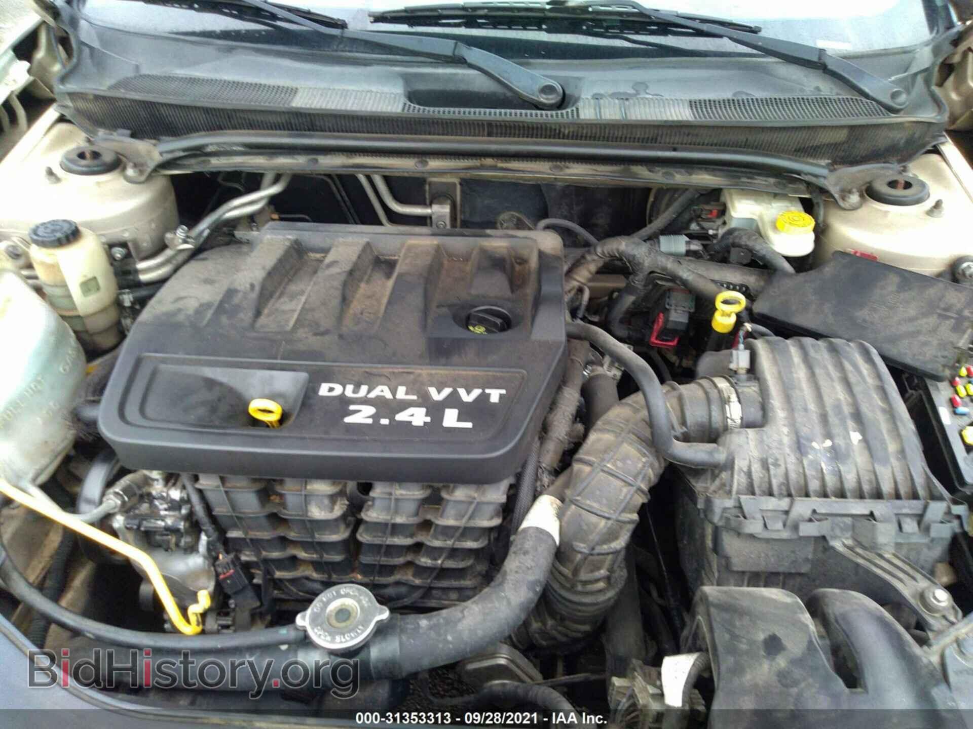 2013 CHRYSLER 200 - VIN: 1C3CCBAB1DN561160 - Фото 10