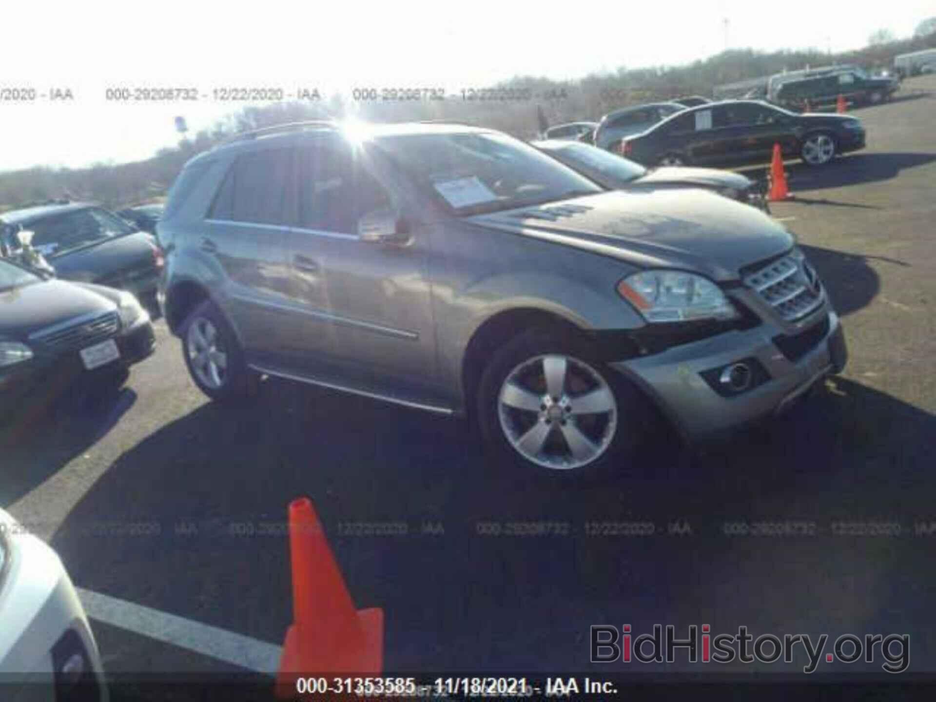 Photo 4JGBB8GB8BA718915 - MERCEDES-BENZ M-CLASS 2011