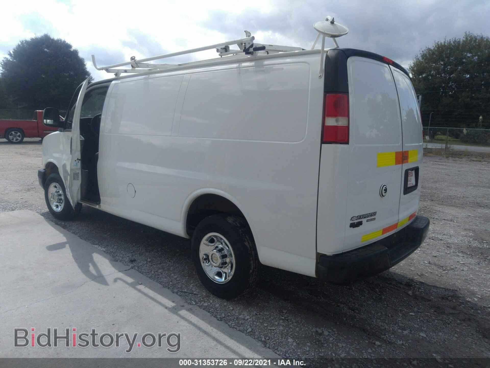 2012 CHEVROLET EXPRESS CARGO VAN - VIN: 1GCWGFCA5C1177803 - Фото 3