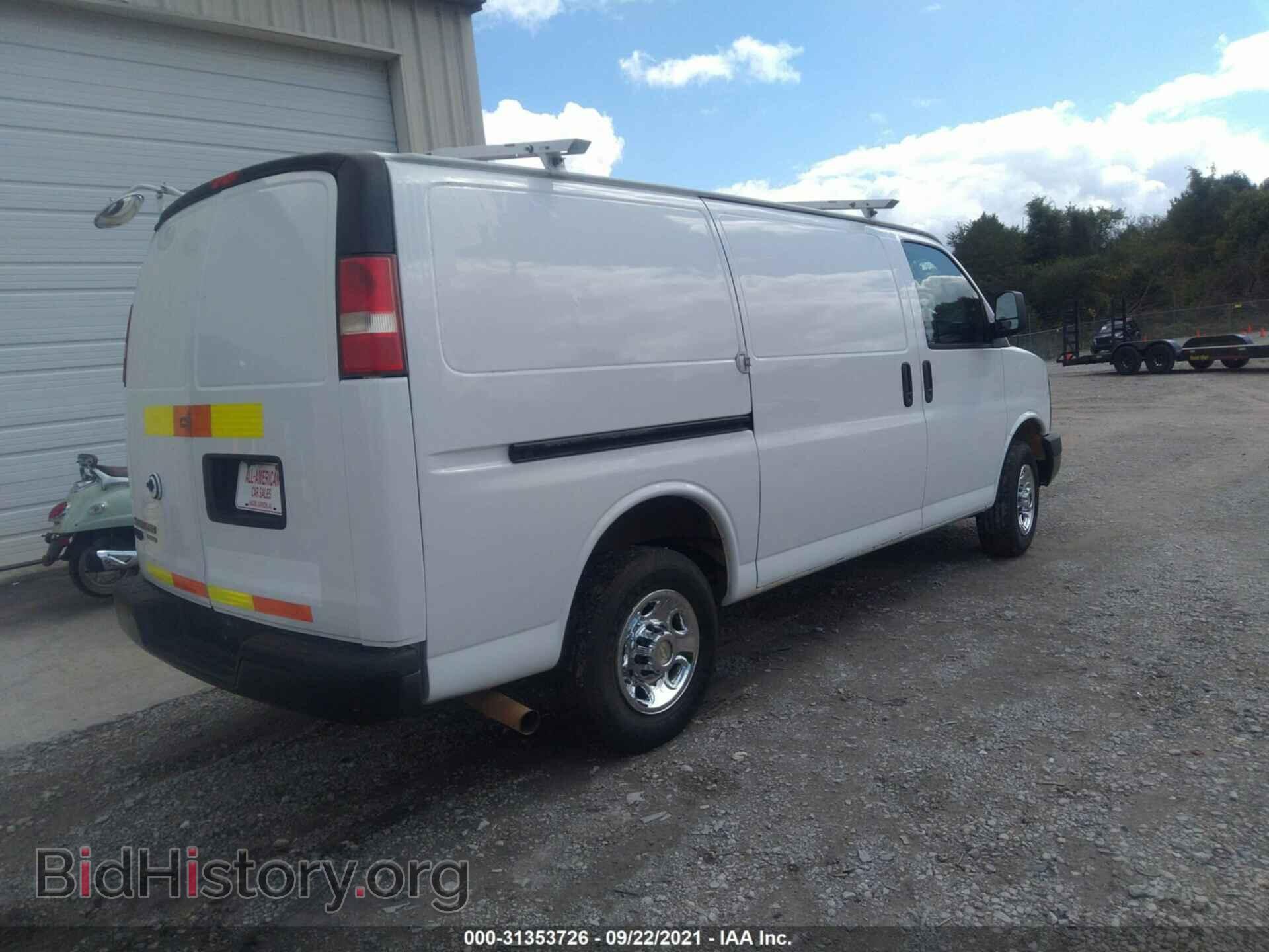 2012 CHEVROLET EXPRESS CARGO VAN - VIN: 1GCWGFCA5C1177803 - Фото 4