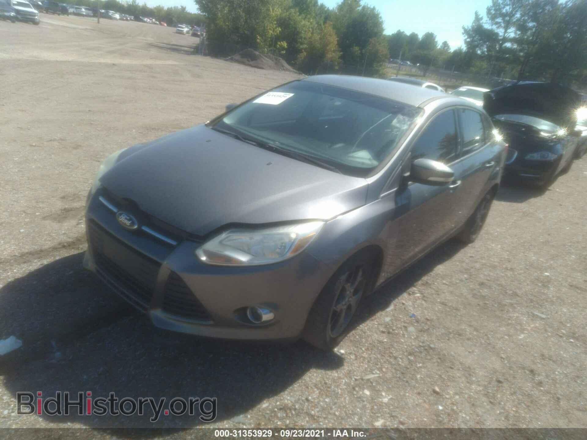 2013 FORD FOCUS - VIN: 1FADP3F22DL178414 - Photo 2