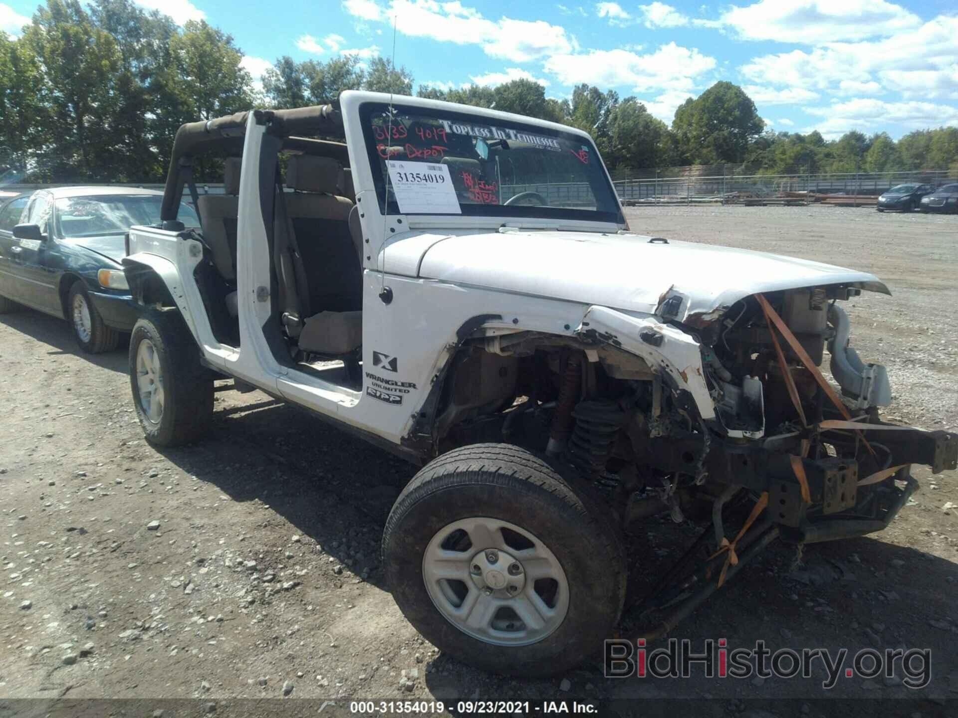 Photo 1J4GA39189L764337 - JEEP WRANGLER UNLIMITED 2009