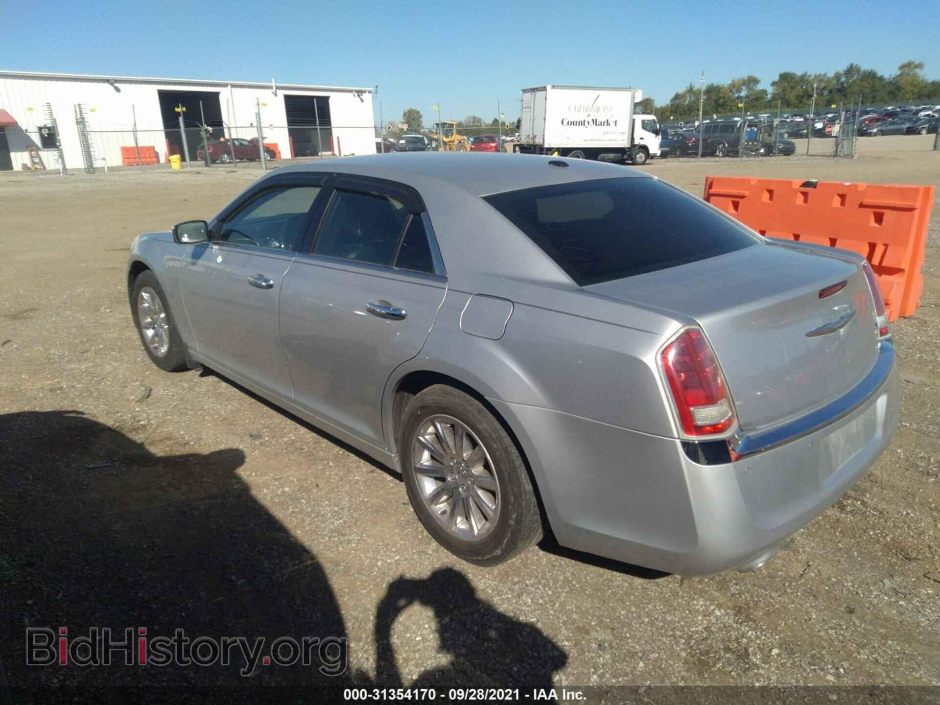 2012 CHRYSLER 300 - VIN: 2C3CCACG6CH167180 - Фото 3