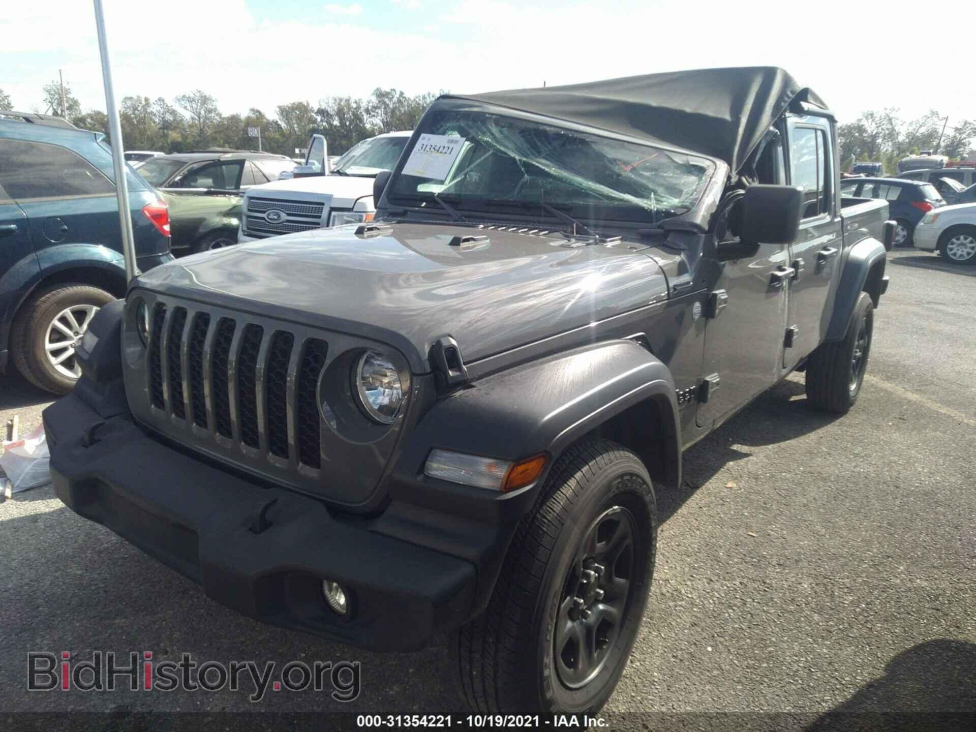 2020 JEEP GLADIATOR - VIN: 1C6HJTAG5LL213209 - Фото 2