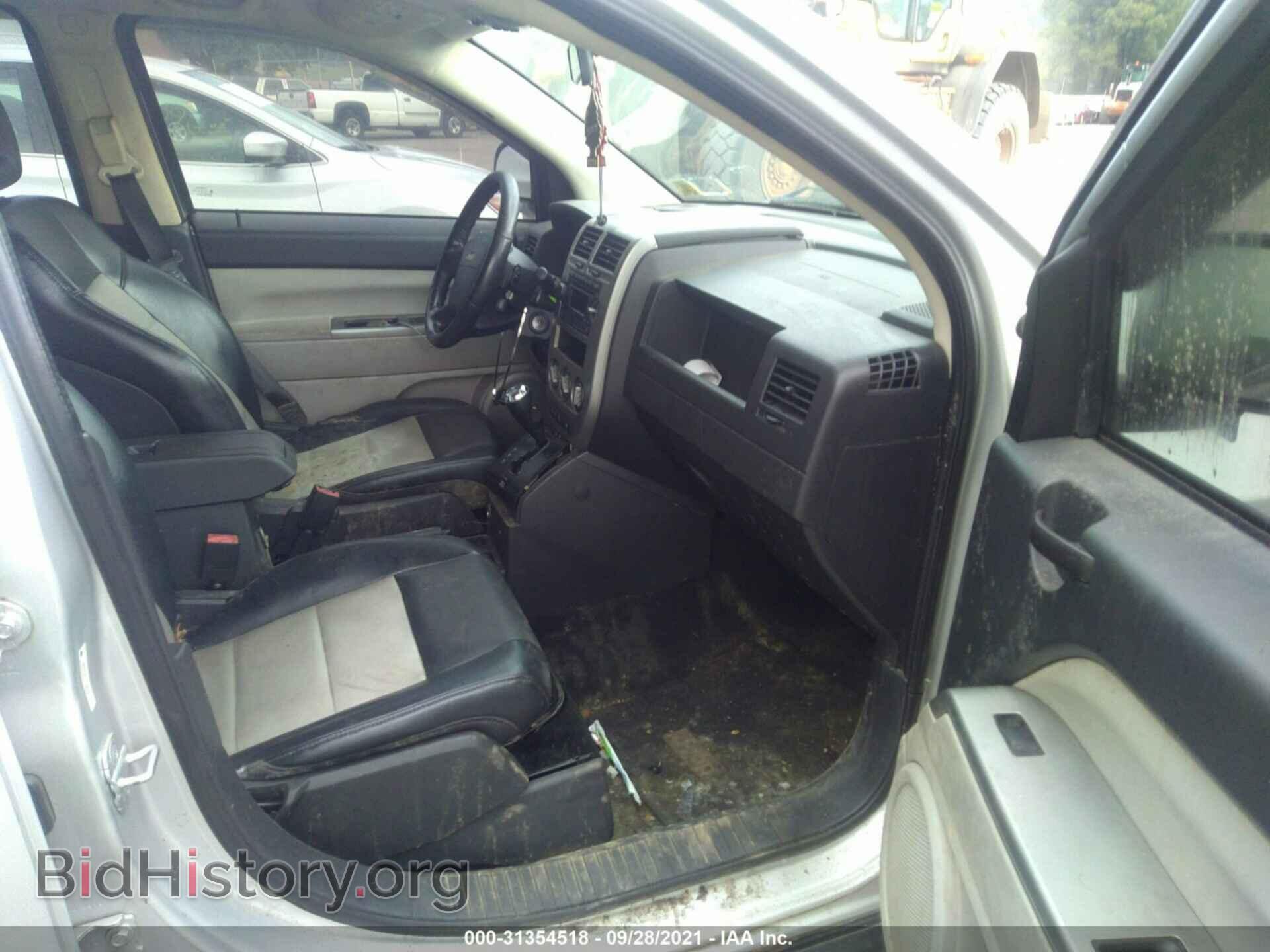 2007 JEEP COMPASS - VIN: 1J8FF57W77D198538 - Фото 5