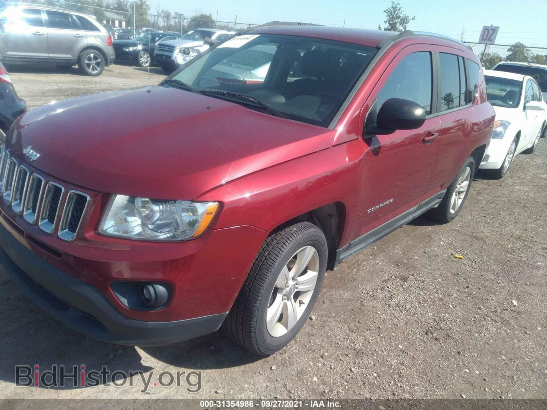2011 JEEP COMPASS - VIN: 1J4NF1FB0BD193498 - Photo 2