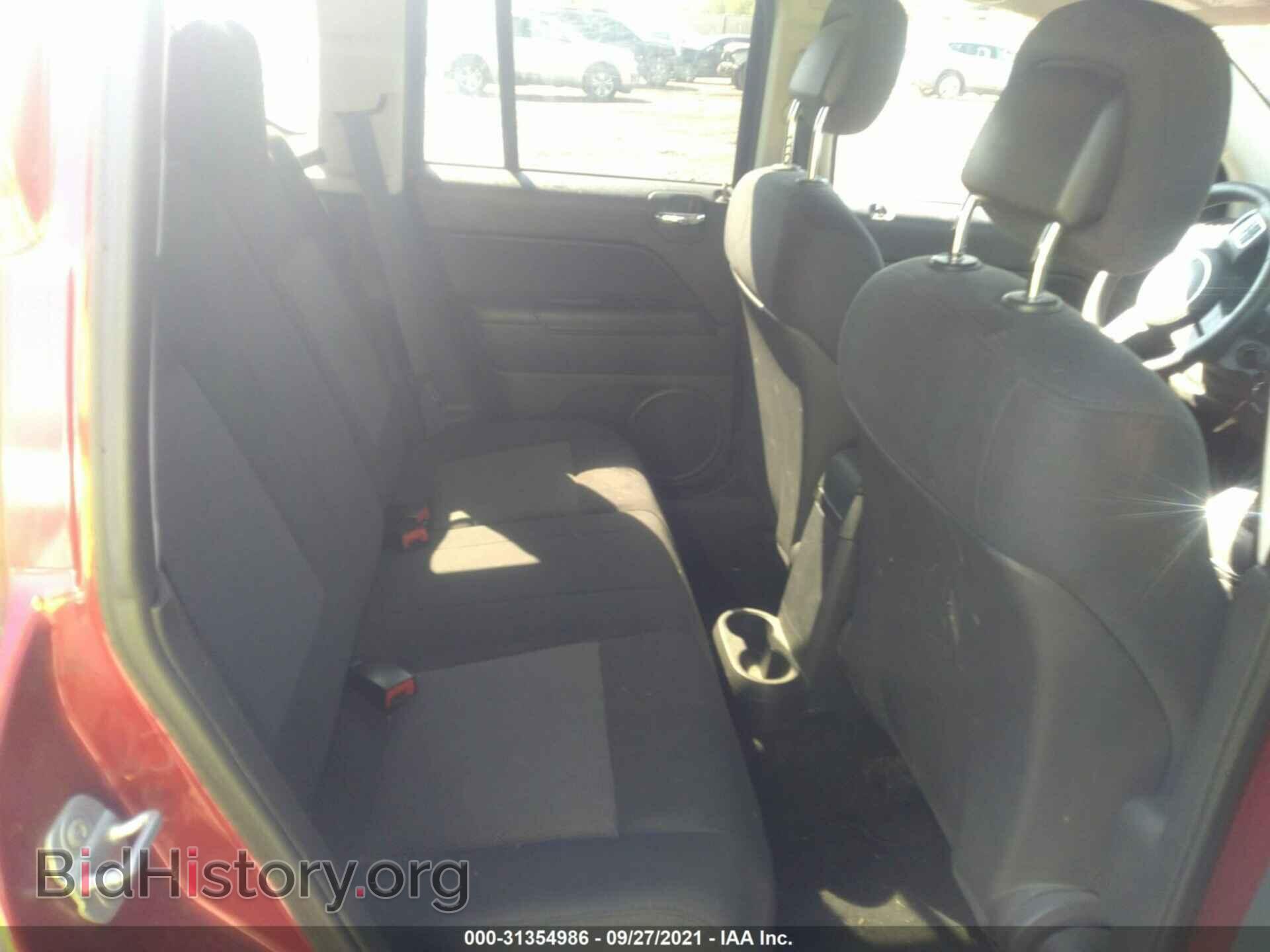 2011 JEEP COMPASS - VIN: 1J4NF1FB0BD193498 - Photo 8