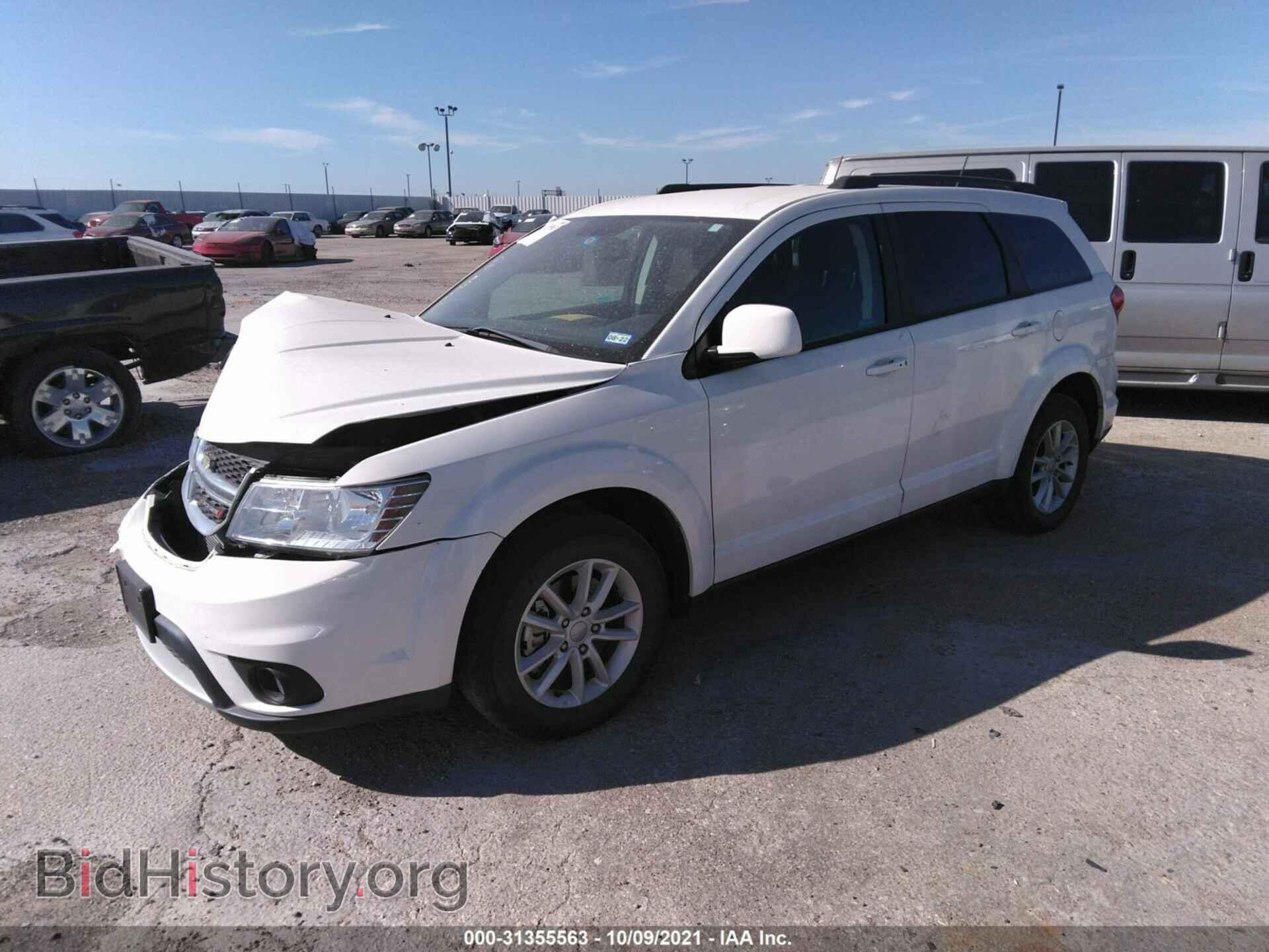 2017 DODGE JOURNEY - VIN: 3C4PDDBG0HT695972 - Фото 2