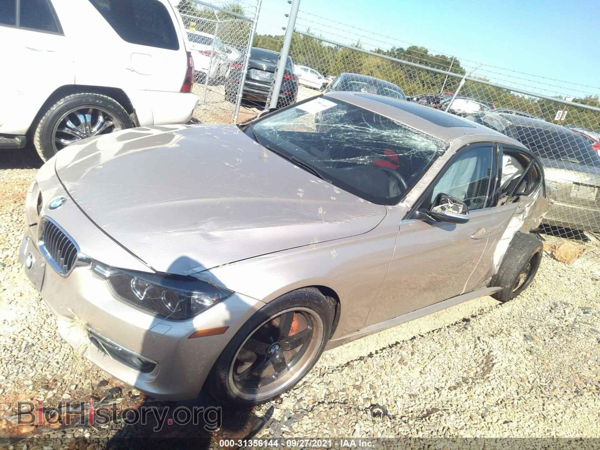 2013 BMW 3 SERIES - VIN: WBA3C1C54DF442944 - Фото 2