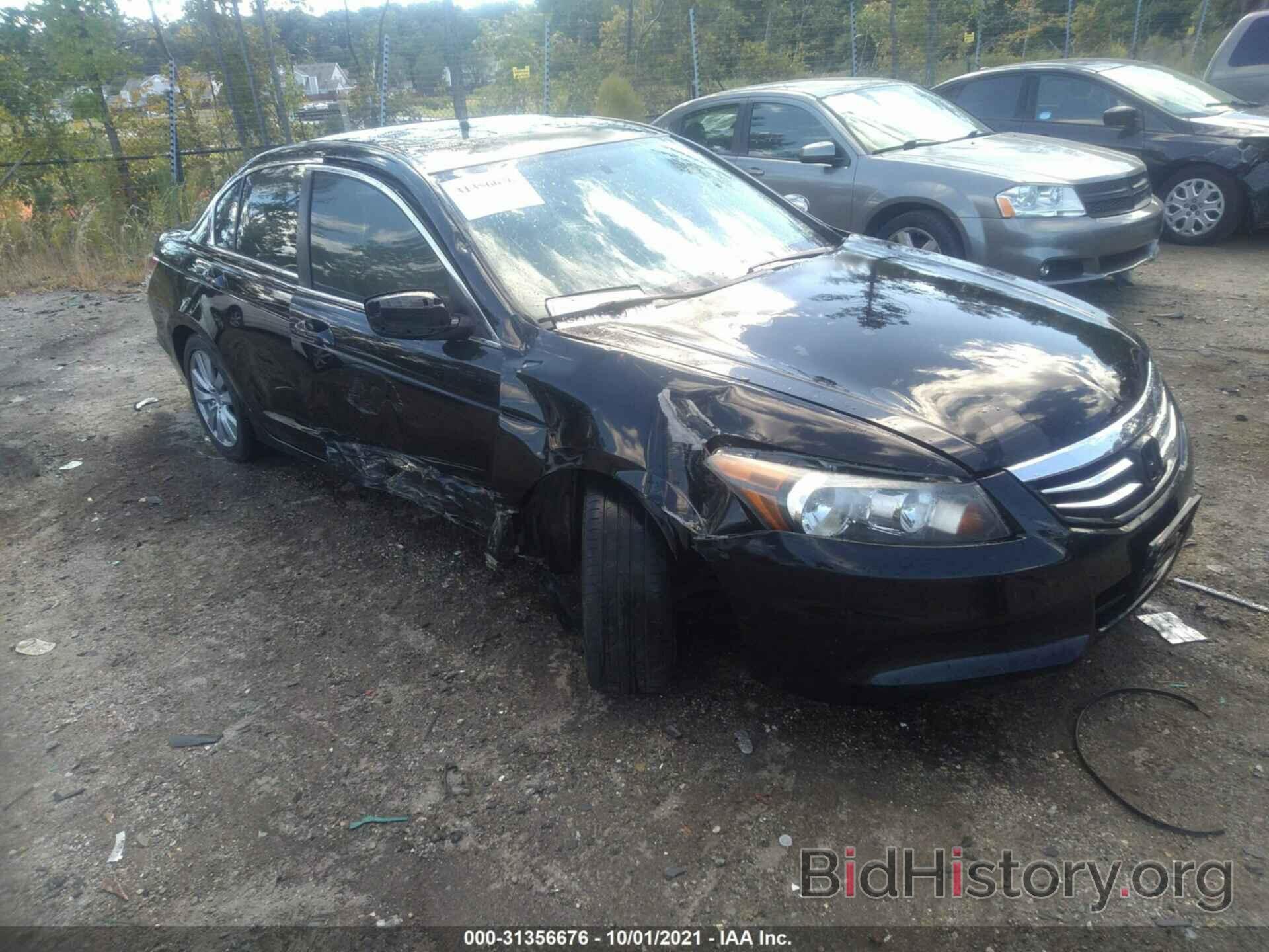 Photo 1HGCP2F87CA152617 - HONDA ACCORD SDN 2012