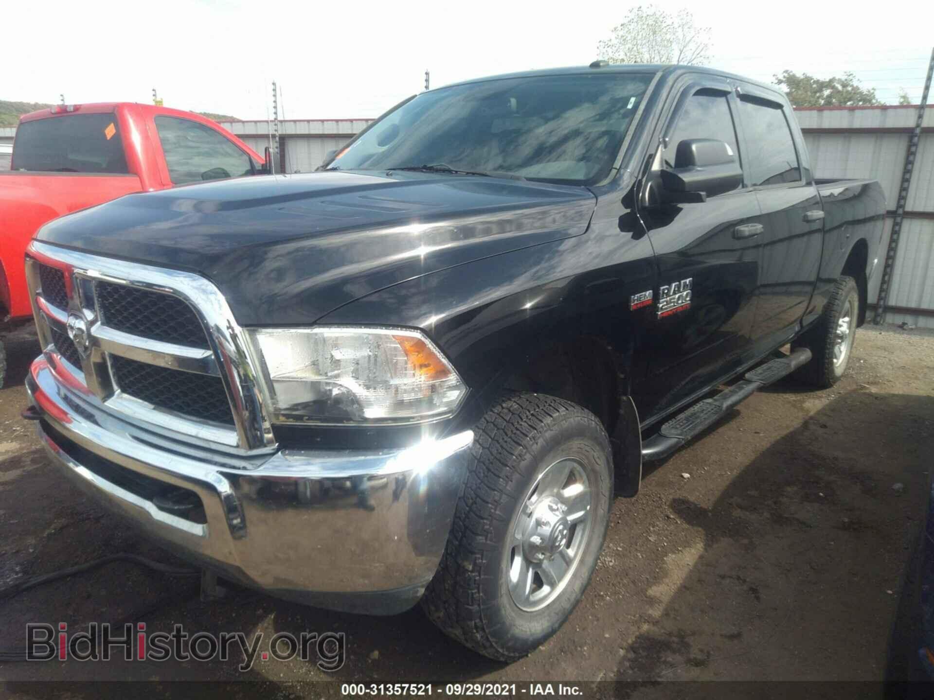 2015 RAM 2500 - VIN: 3C6UR5CJ2FG502299 - Фото 2