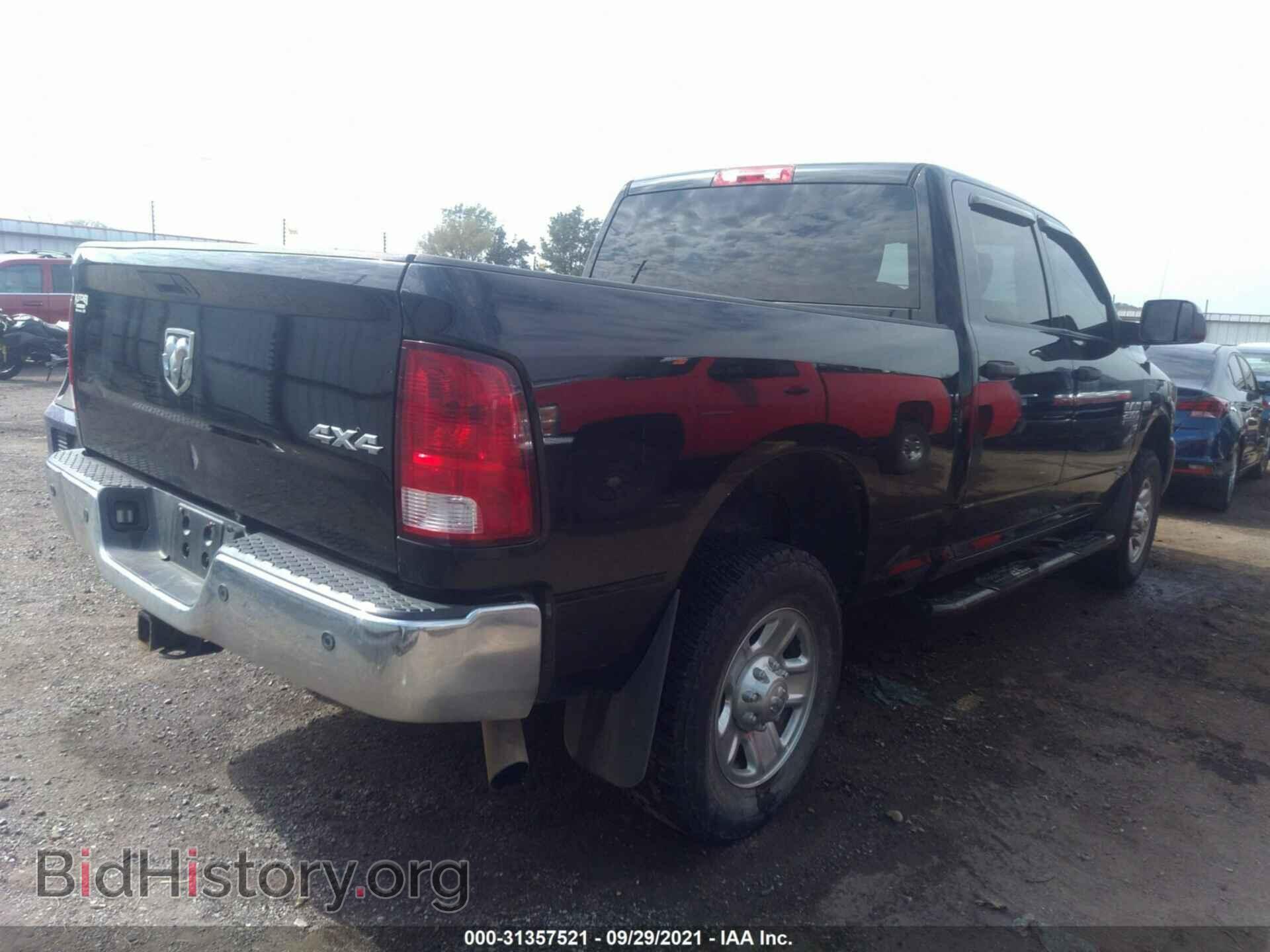 2015 RAM 2500 - VIN: 3C6UR5CJ2FG502299 - Фото 4