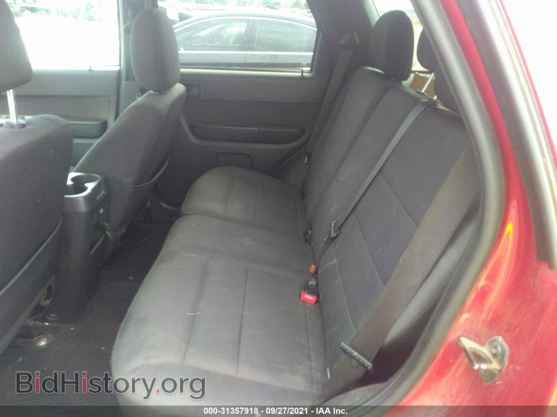 2011 FORD ESCAPE - VIN: 1FMCU0DG0BKC52679 - Photo 8