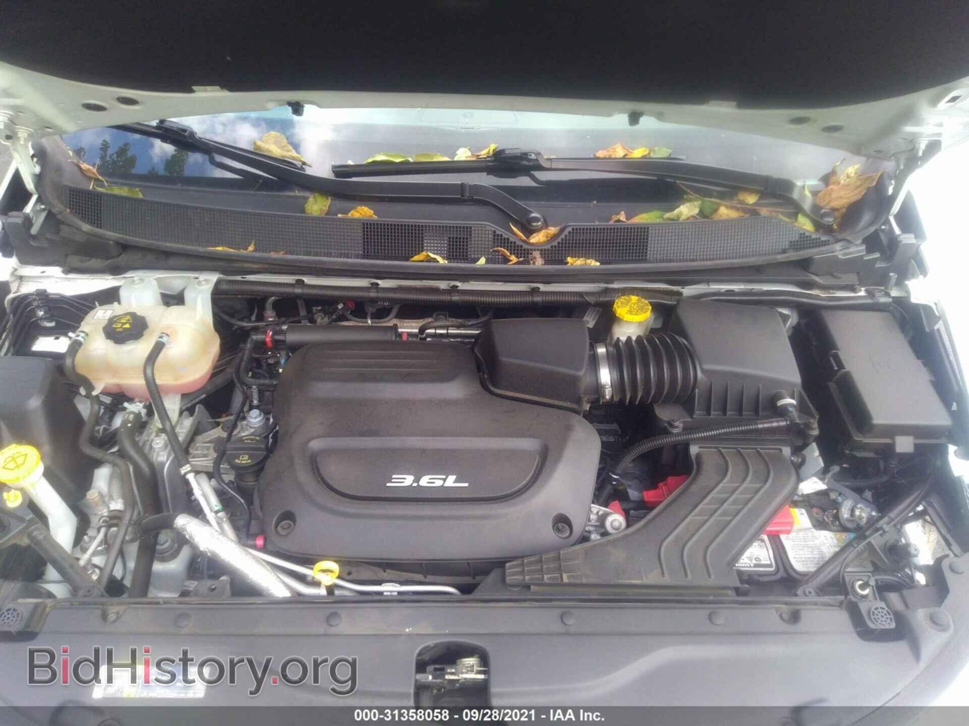 2017 CHRYSLER PACIFICA - VIN: 2C4RC1BG8HR832198 - Фото 10