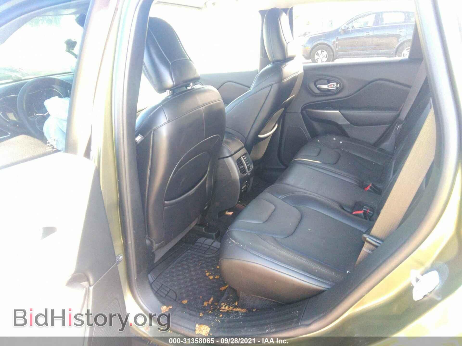2019 JEEP CHEROKEE - VIN: 1C4PJMDX3KD130389 - Фото 8