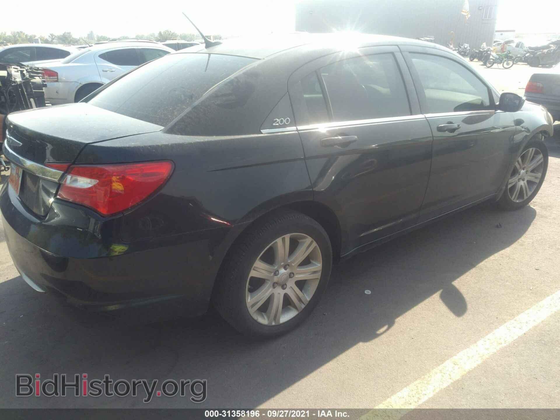 2012 CHRYSLER 200 - VIN: 1C3CCBBBXCN175320 - Фото 4
