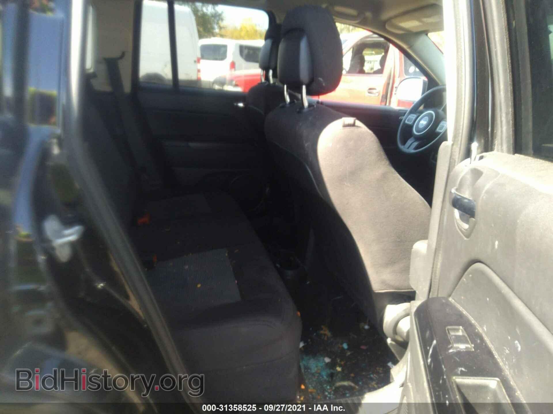2015 JEEP COMPASS - VIN: 1C4NJCBA7FD250461 - Фото 8