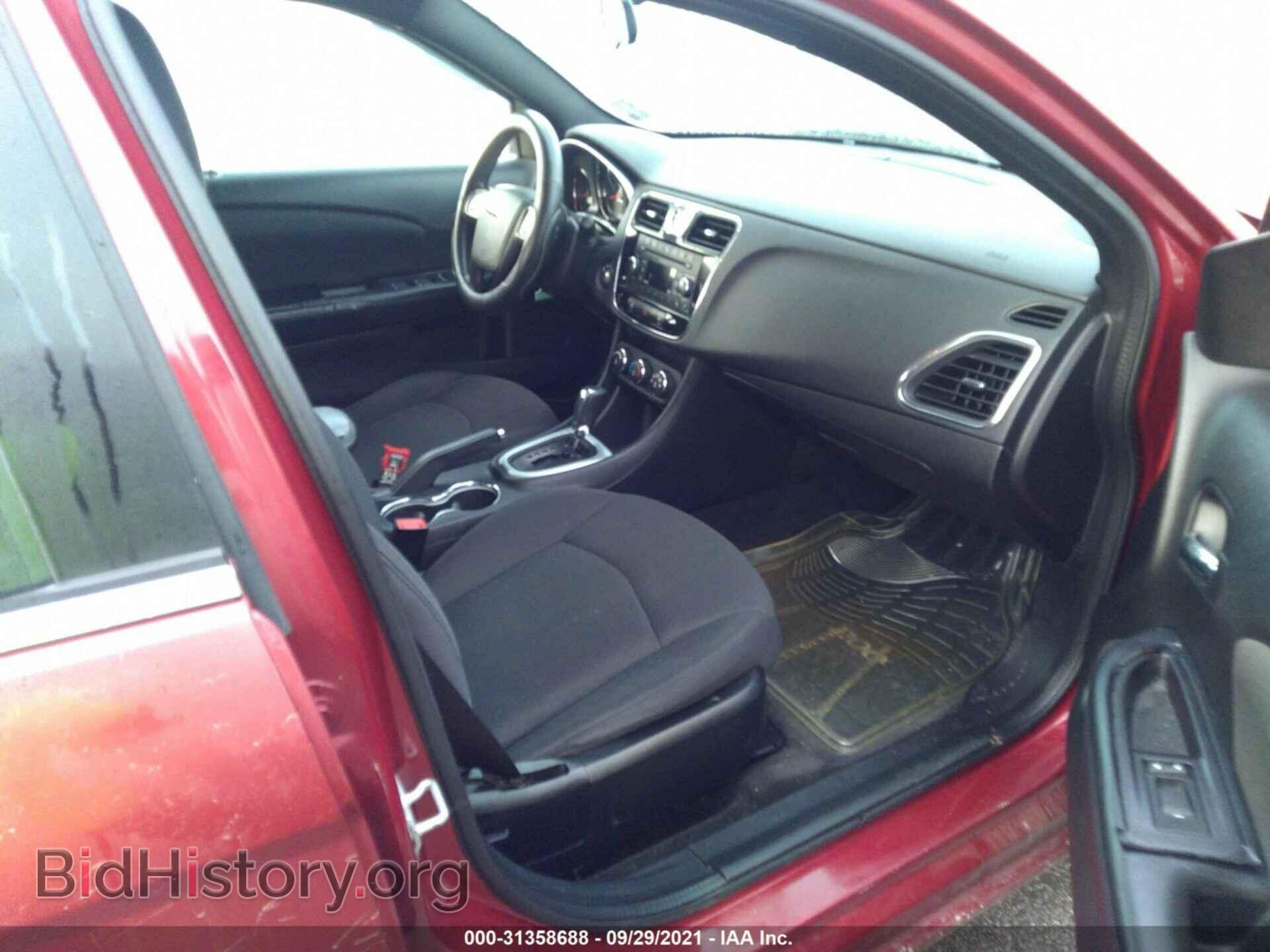 2011 CHRYSLER 200 - VIN: 1C3BC4FB1BN545604 - Photo 5