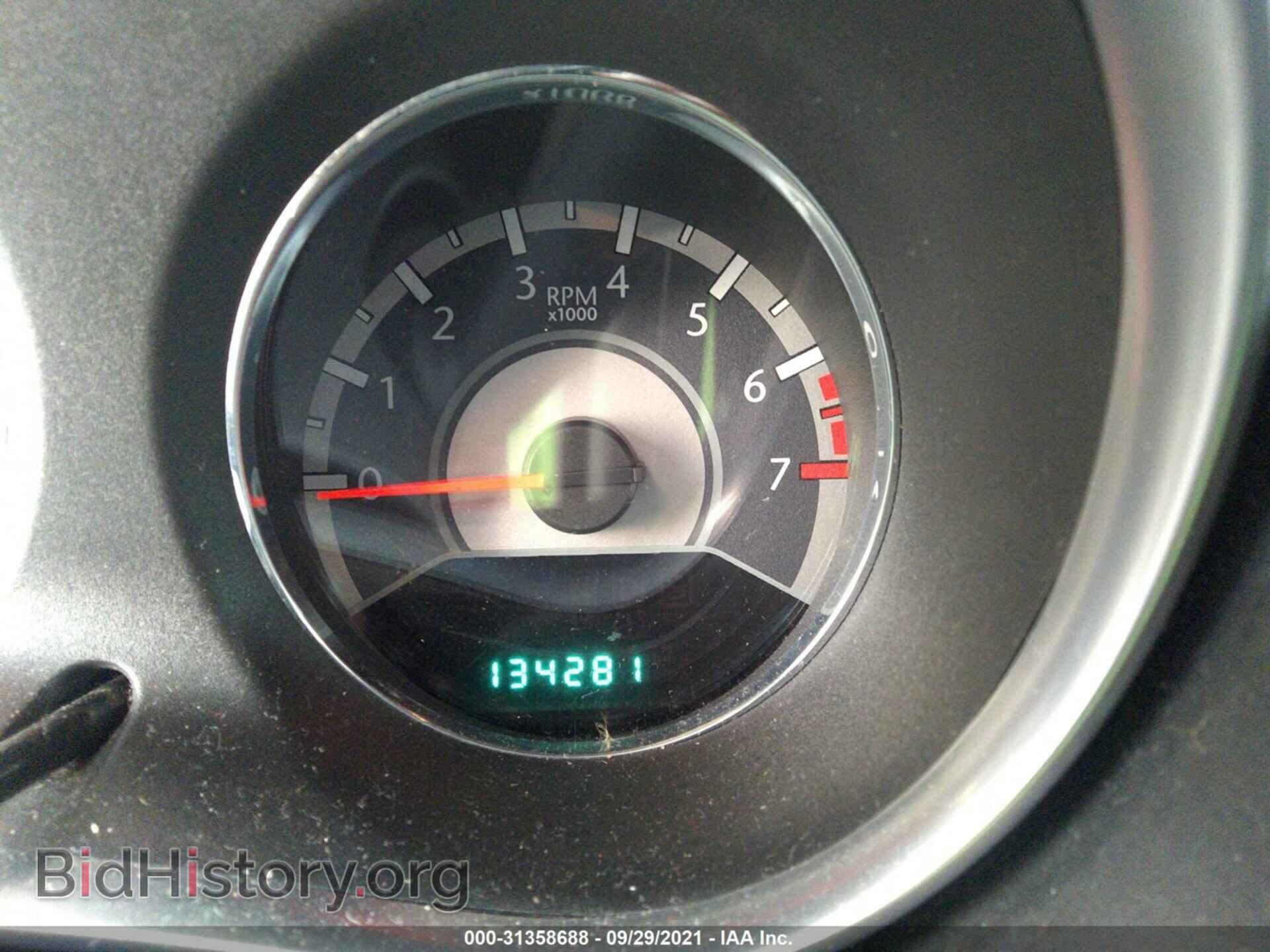 2011 CHRYSLER 200 - VIN: 1C3BC4FB1BN545604 - Photo 7