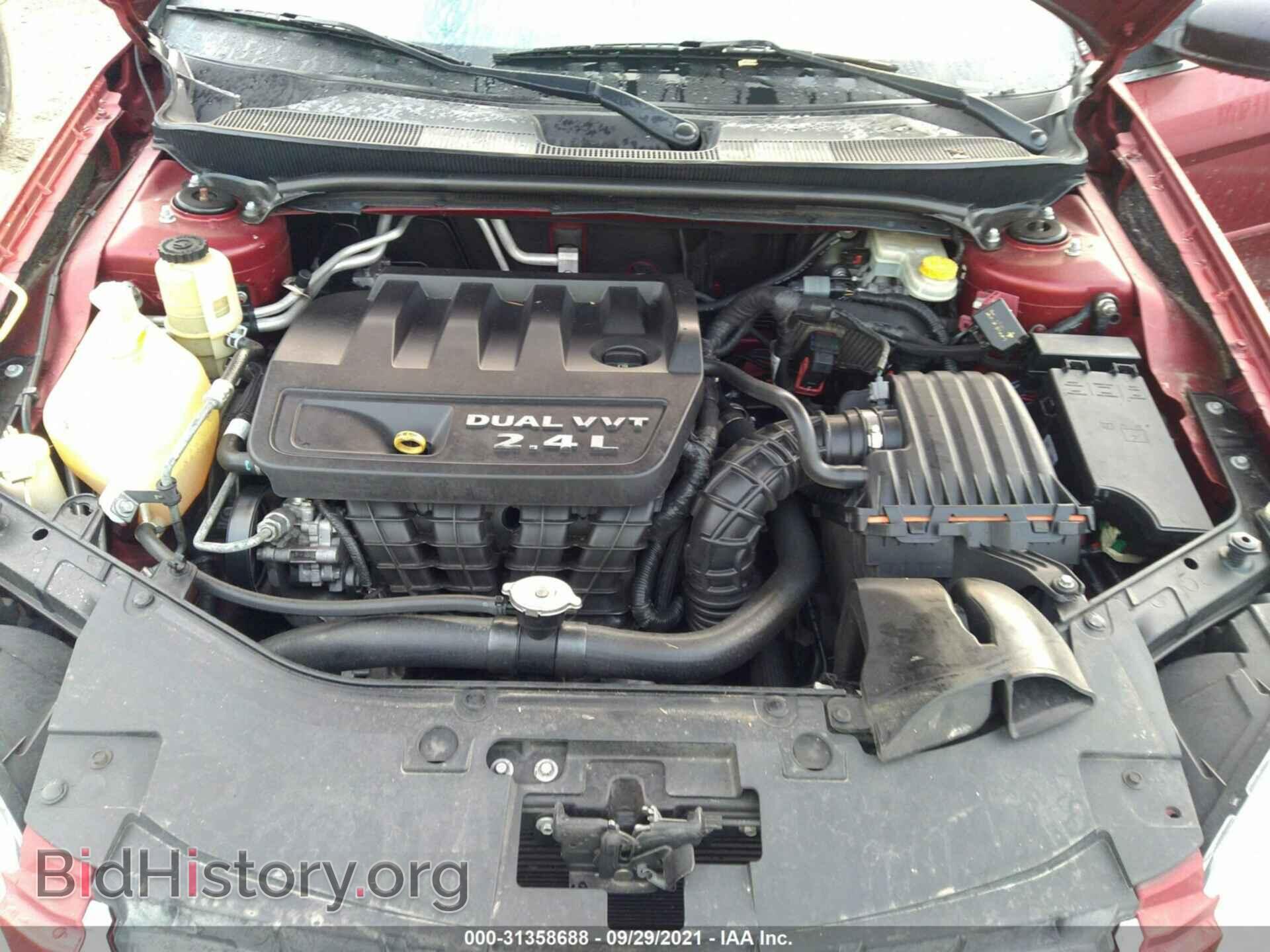 2011 CHRYSLER 200 - VIN: 1C3BC4FB1BN545604 - Photo 10