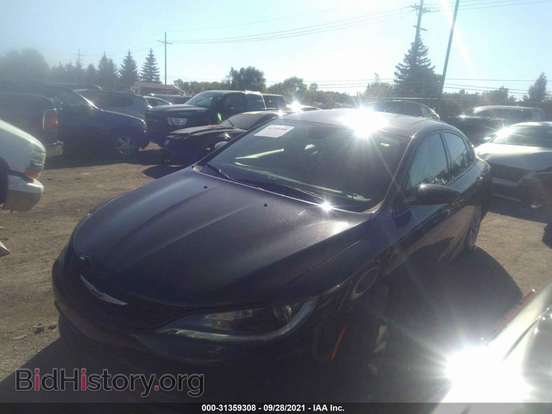 2015 CHRYSLER 200 - VIN: 1C3CCCBB0FN749143 - Фото 2