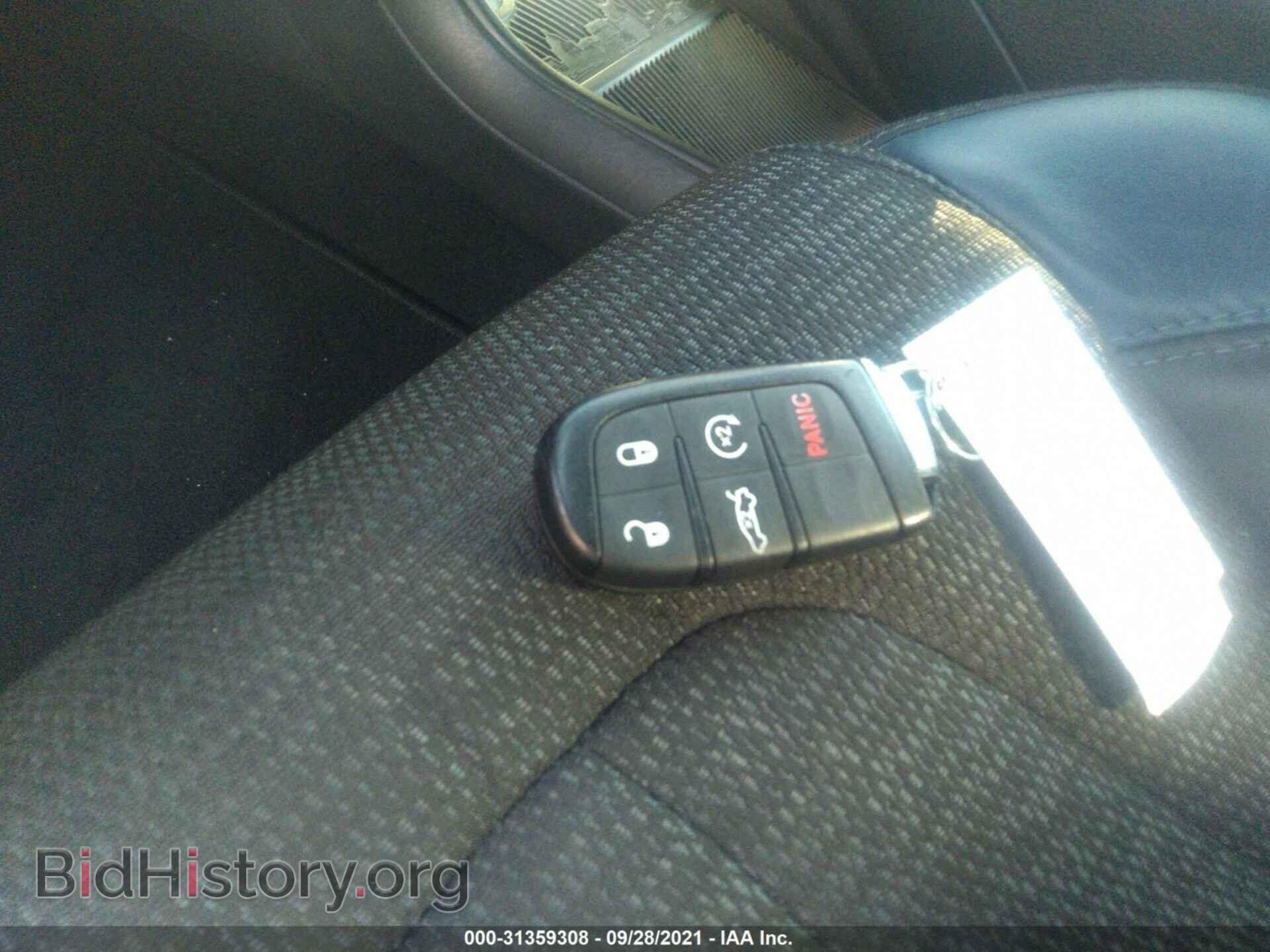 2015 CHRYSLER 200 - VIN: 1C3CCCBB0FN749143 - Фото 11