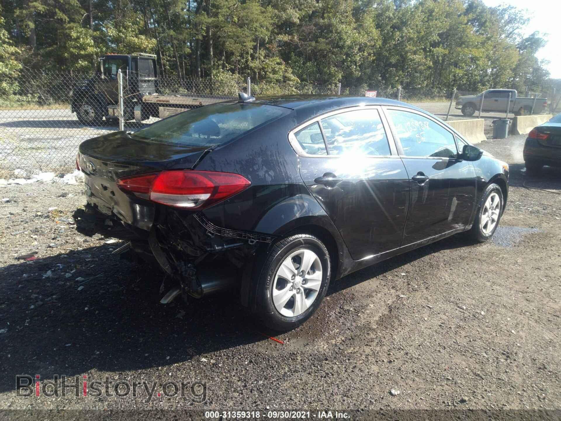 2017 KIA FORTE - VIN: 3KPFL4A7XHE053716 - Photo 4