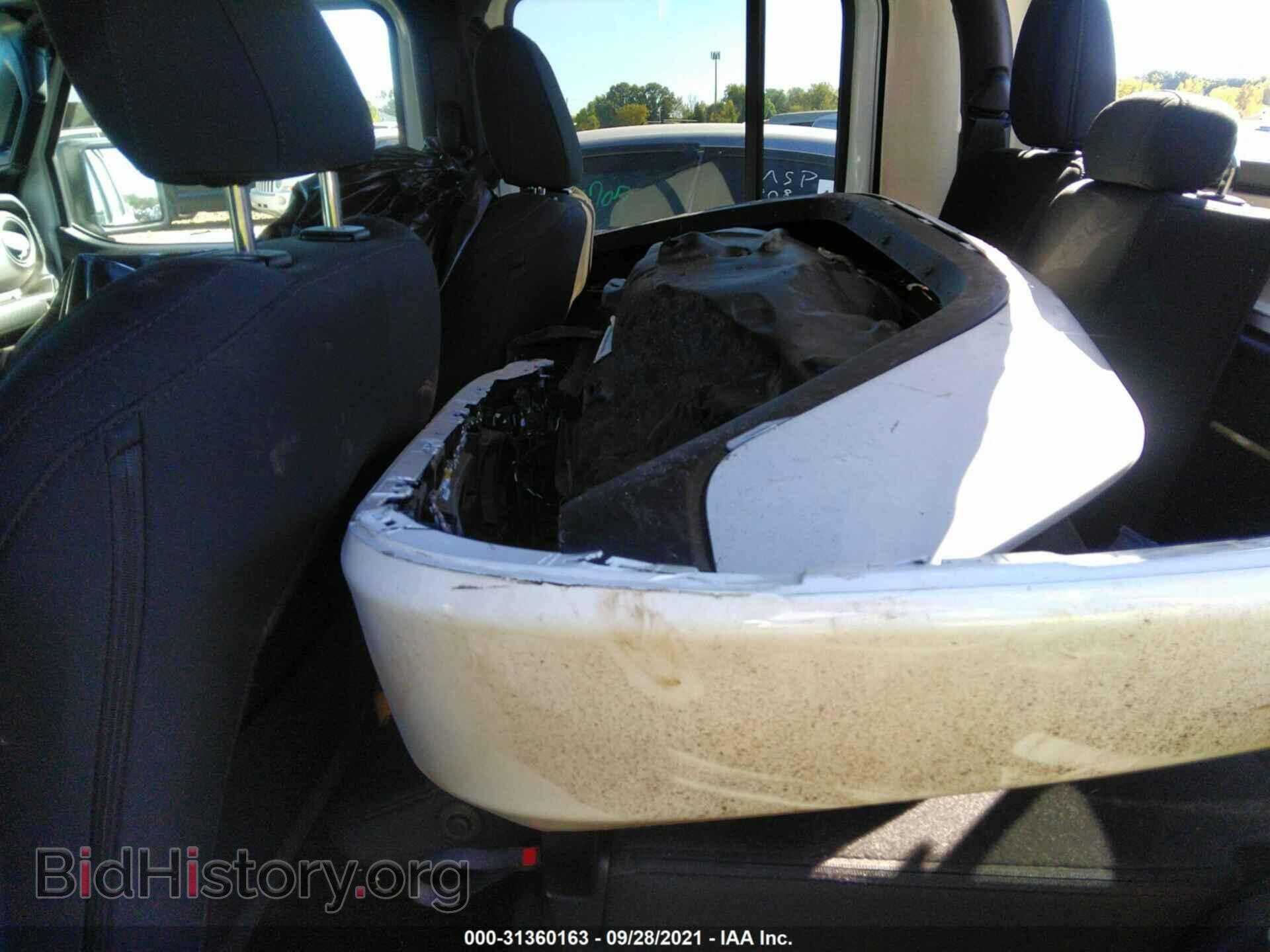 2021 JEEP GLADIATOR - VIN: 1C6HJTAG0ML559234 - Фото 8