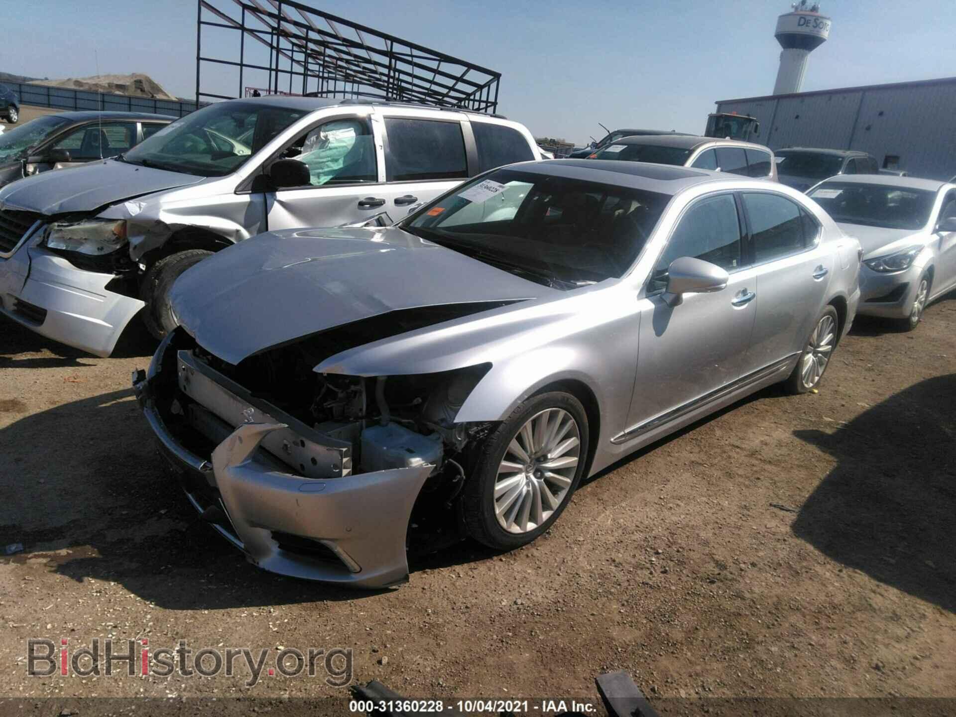 2013 LEXUS LS 460 - VIN: JTHDL5EF8D5005778 - Photo 2