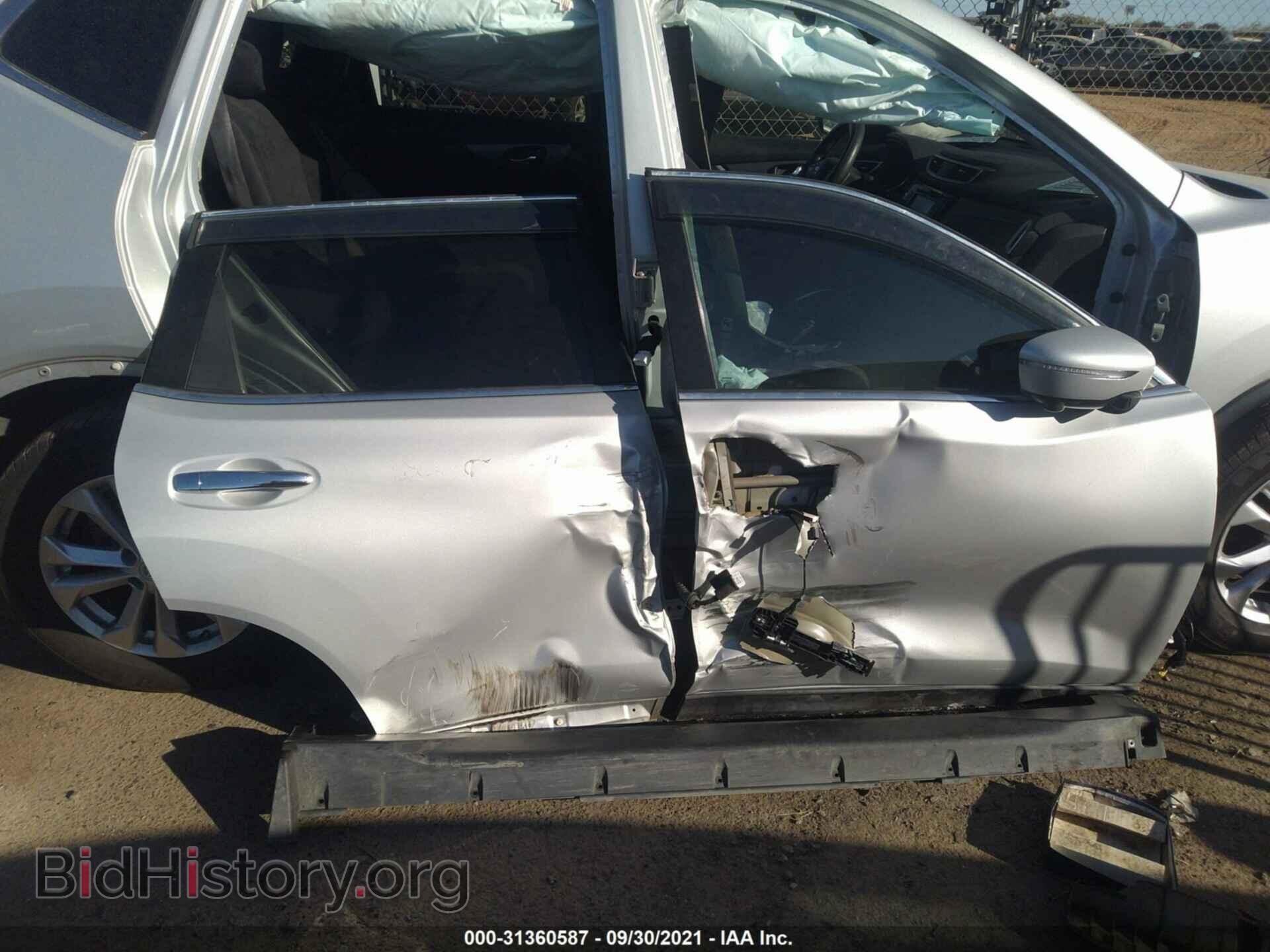 2015 NISSAN ROGUE - VIN: 5N1AT2ML9FC885927 - Фото 6