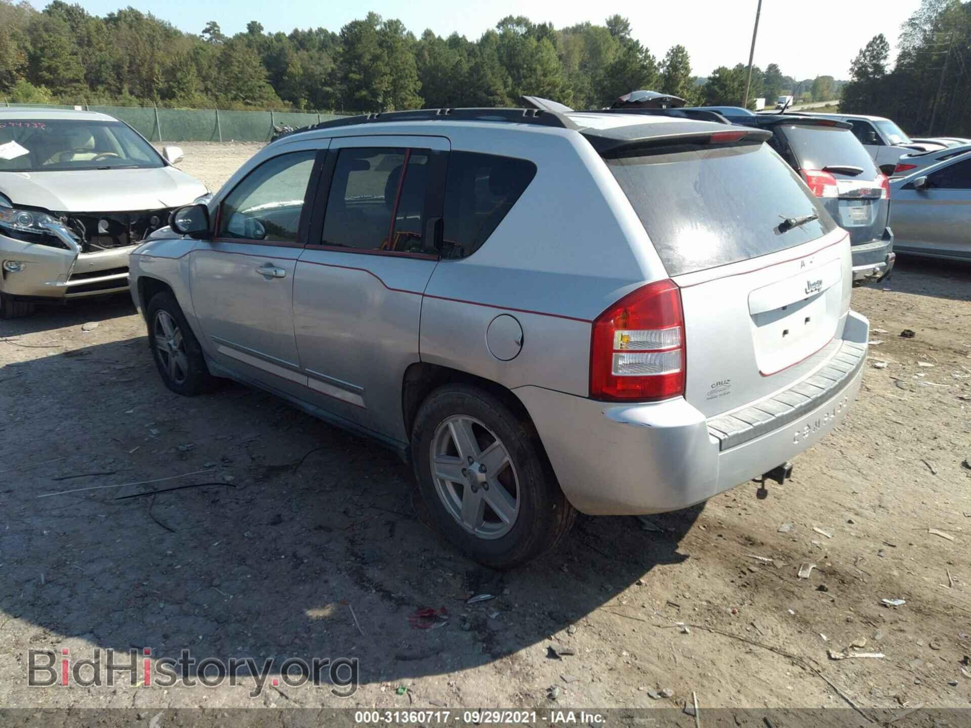 2010 JEEP COMPASS - VIN: 1J4NT4FB3AD578983 - Фото 3
