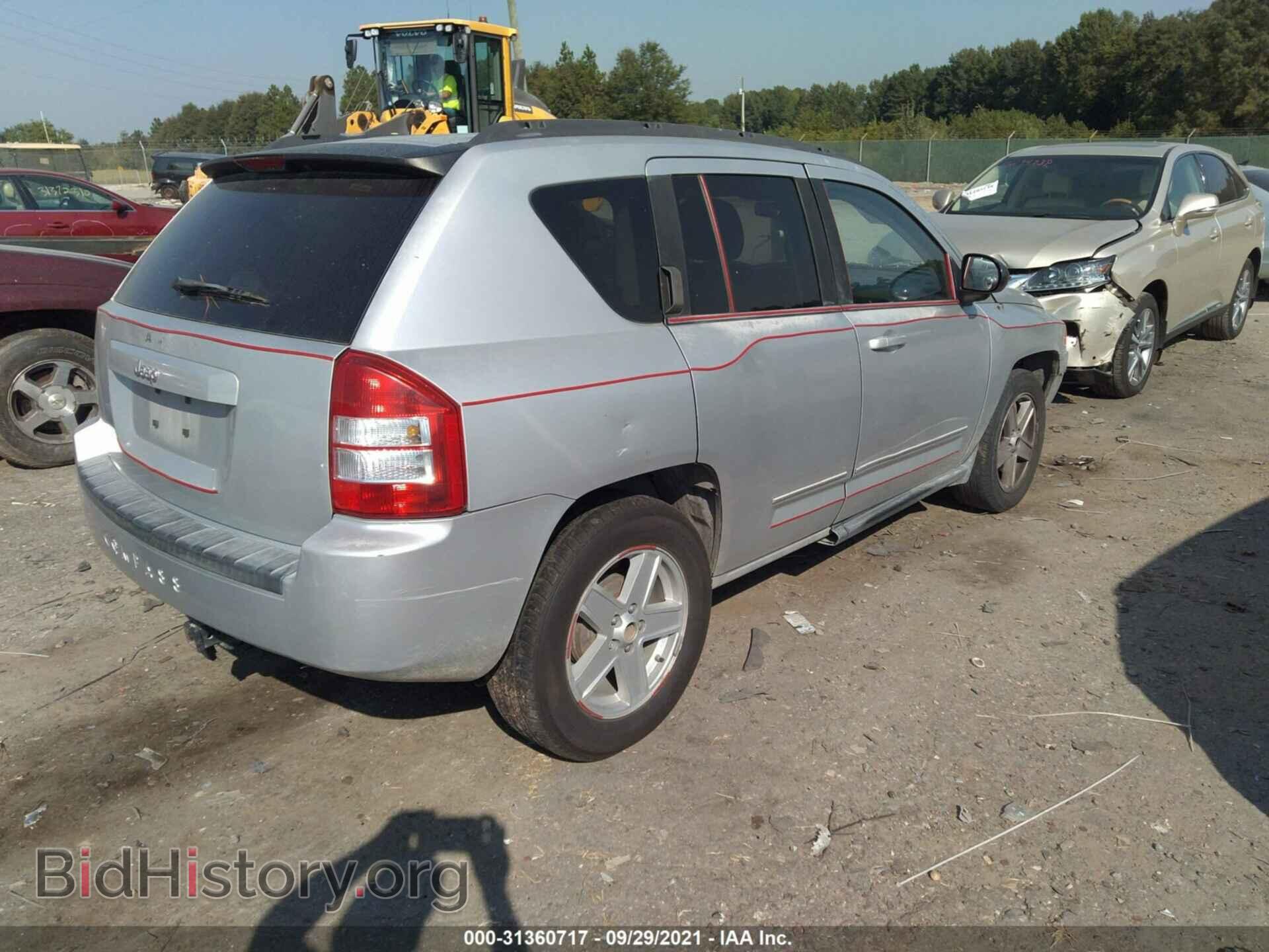 2010 JEEP COMPASS - VIN: 1J4NT4FB3AD578983 - Фото 4