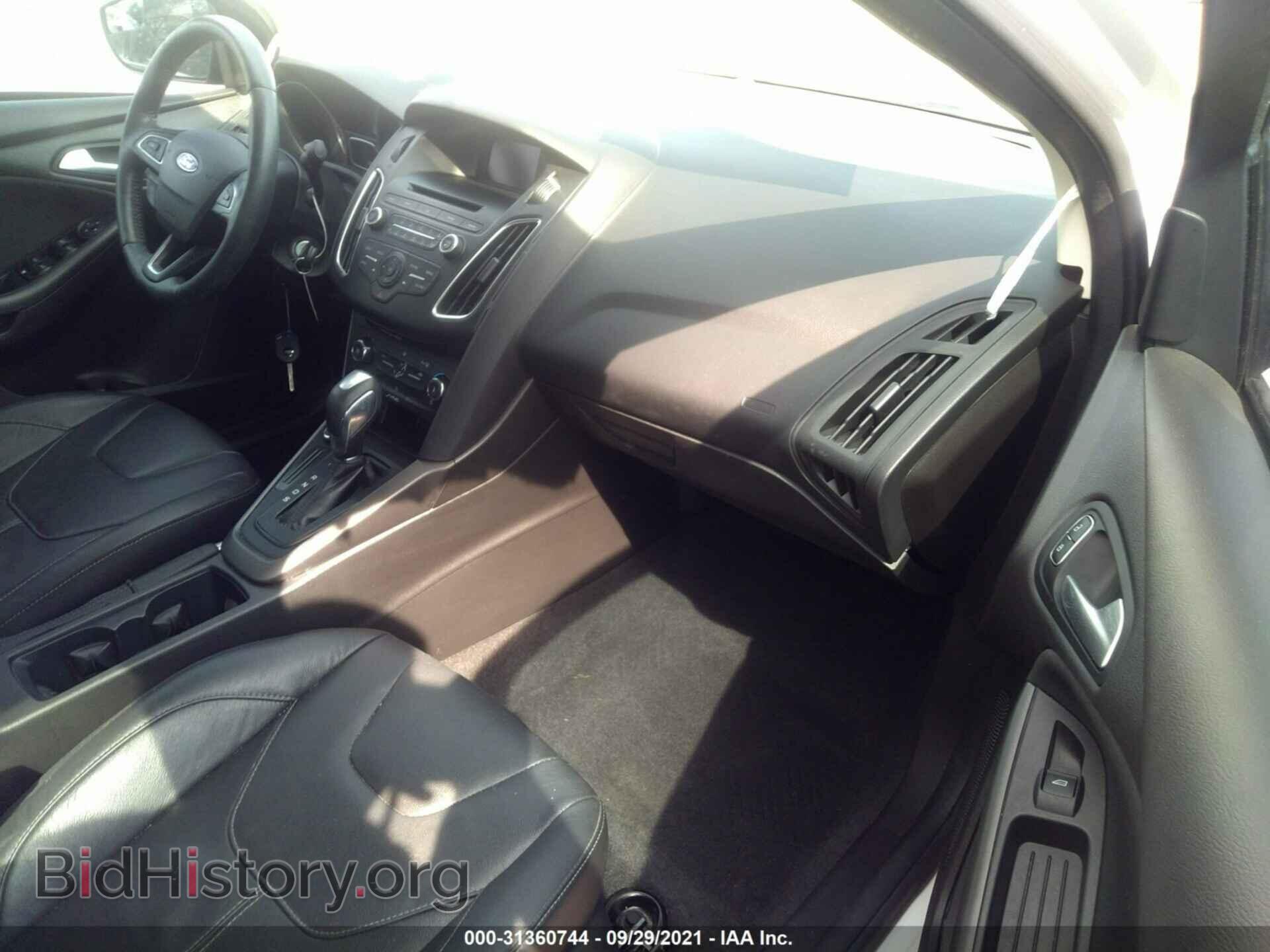 2016 FORD FOCUS - VIN: 1FADP3F26GL404555 - Фото 5