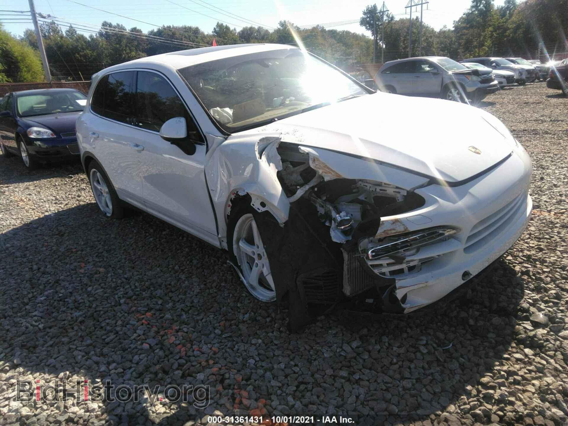 Photo WP1AF2A23DLA39389 - PORSCHE CAYENNE 2013