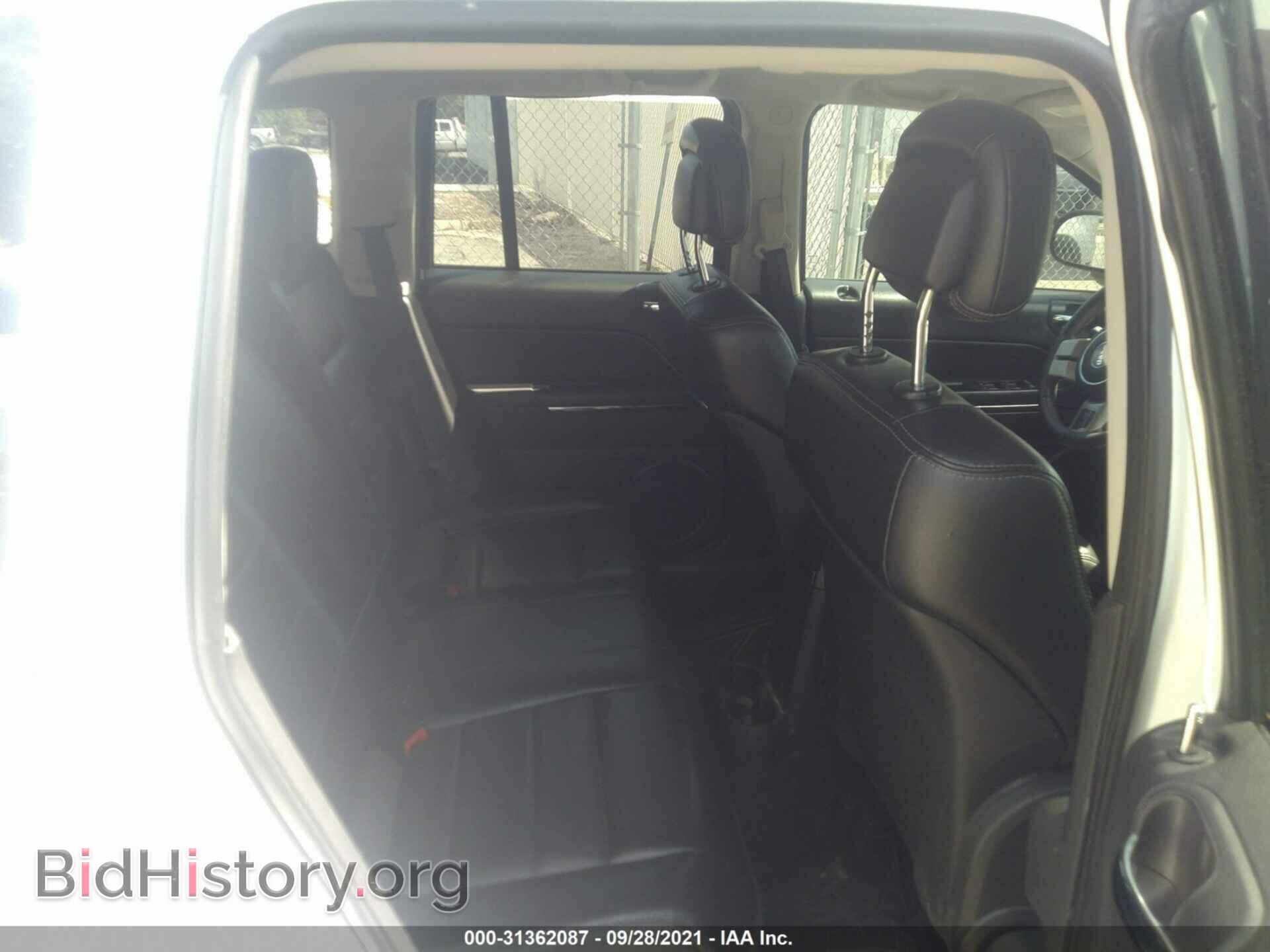 2012 JEEP COMPASS - VIN: 1C4NJDCB0CD612607 - Фото 8
