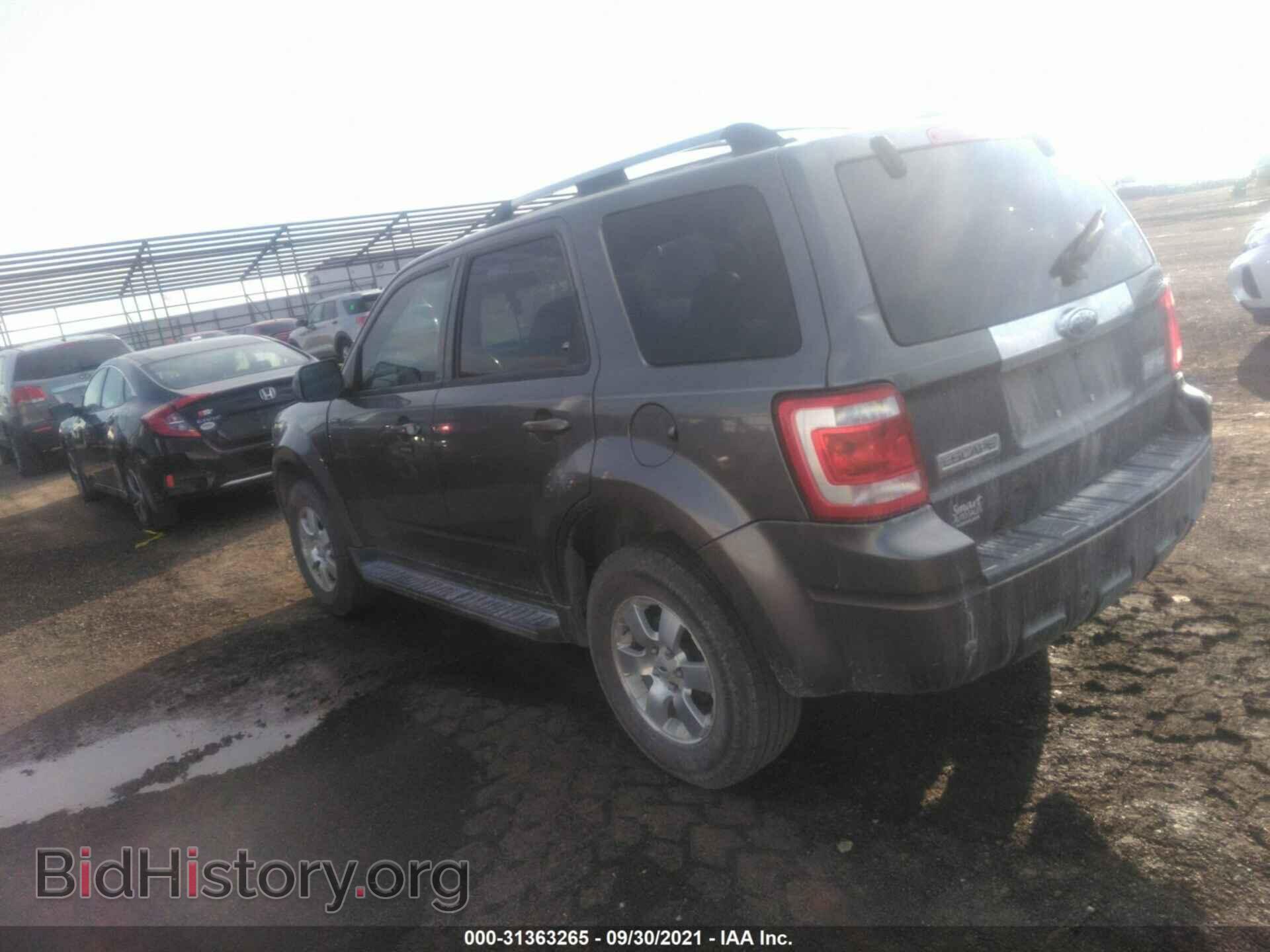2009 FORD ESCAPE - VIN: 1FMCU04739KB63991 - Фото 3