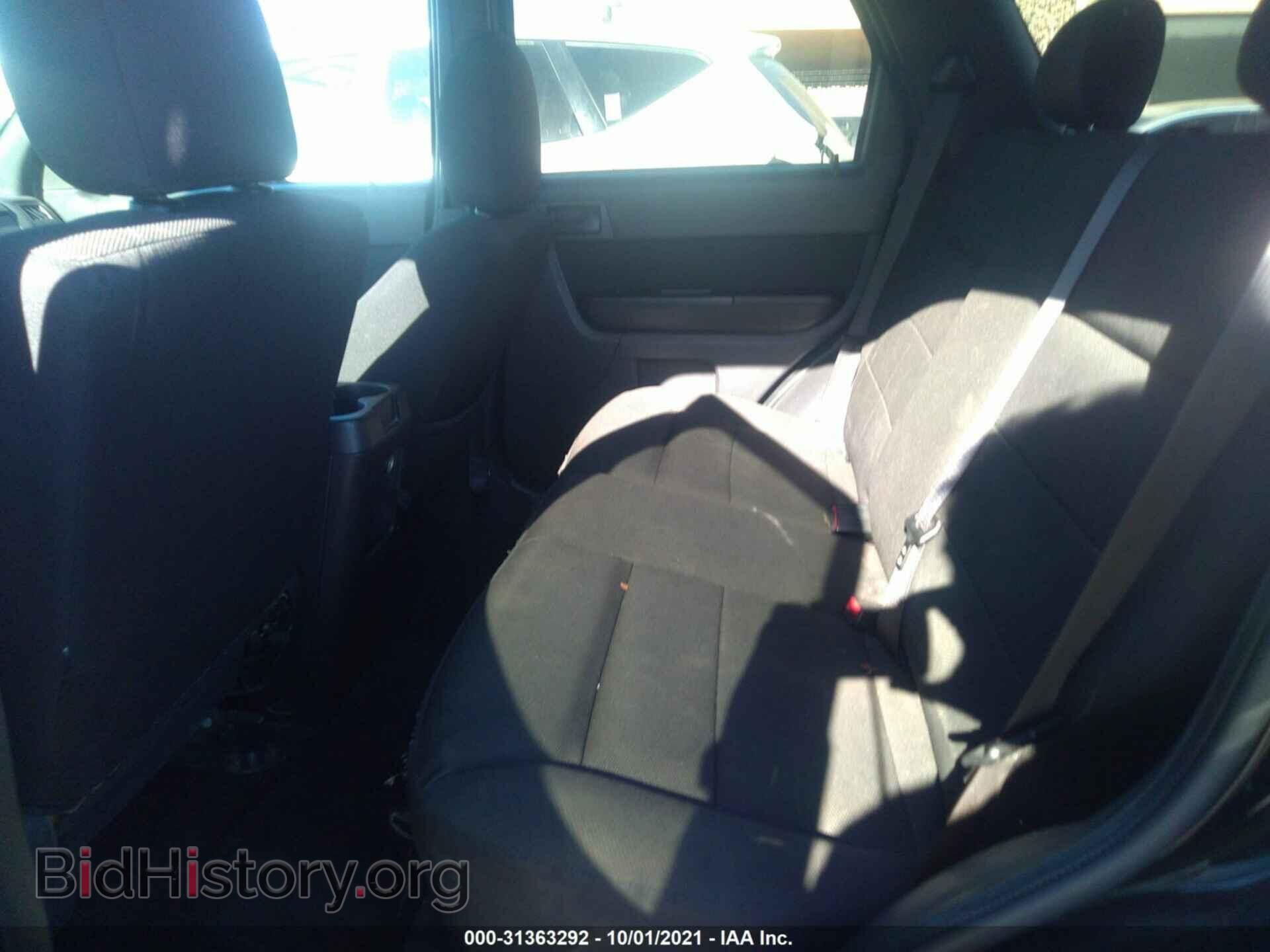 2009 FORD ESCAPE - VIN: 1FMCU03769KC24994 - Фото 8