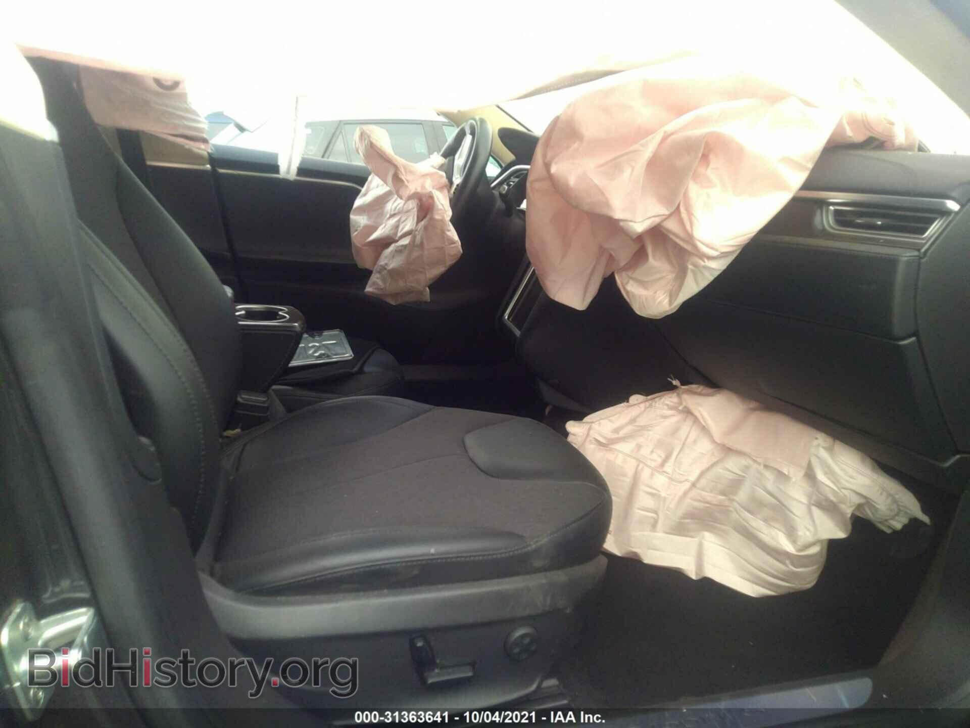 2016 TESLA MODEL S - VIN: 5YJSA1E16GF129739 - Photo 5